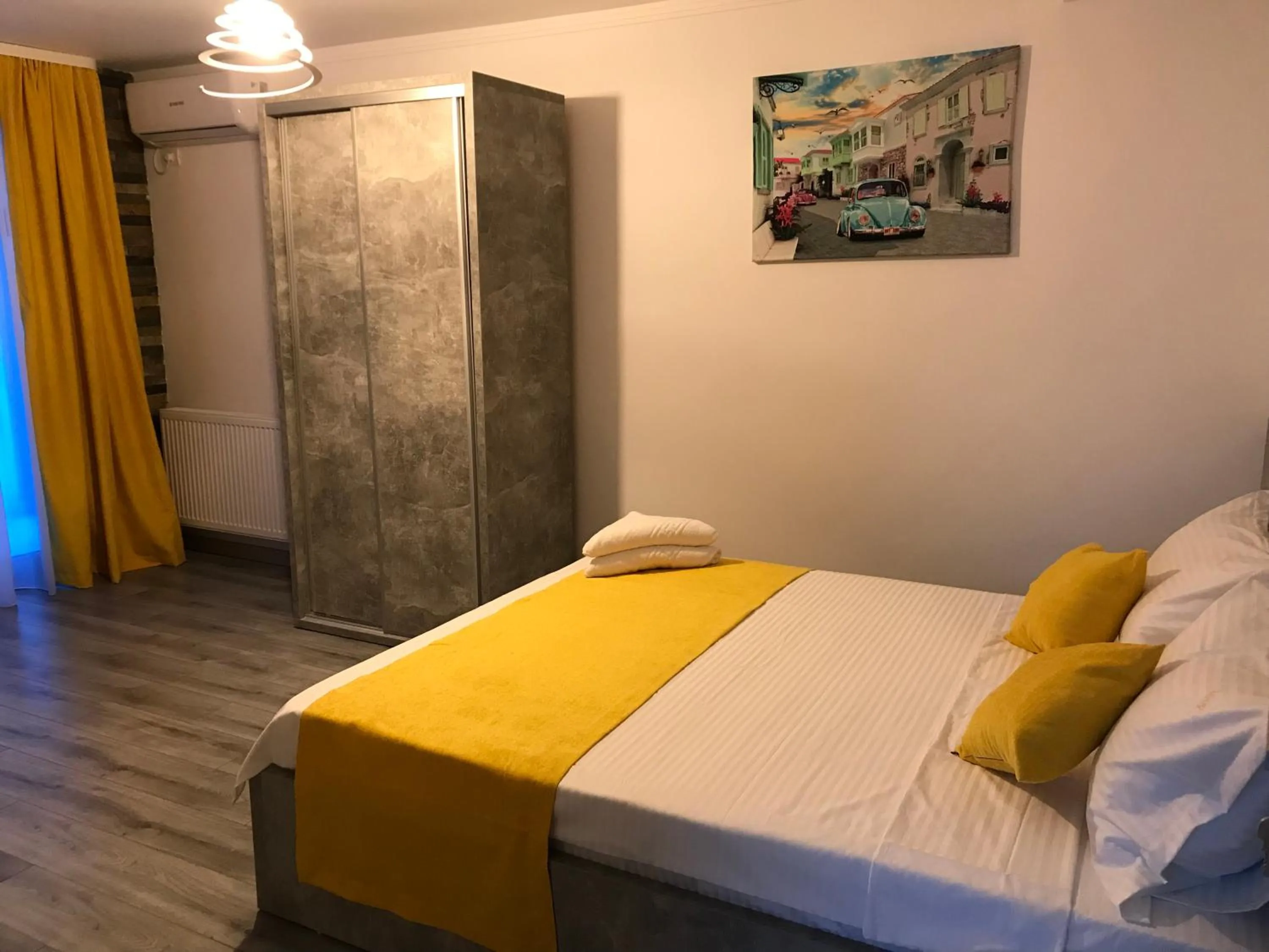 Bed in MAV Boutique Villa