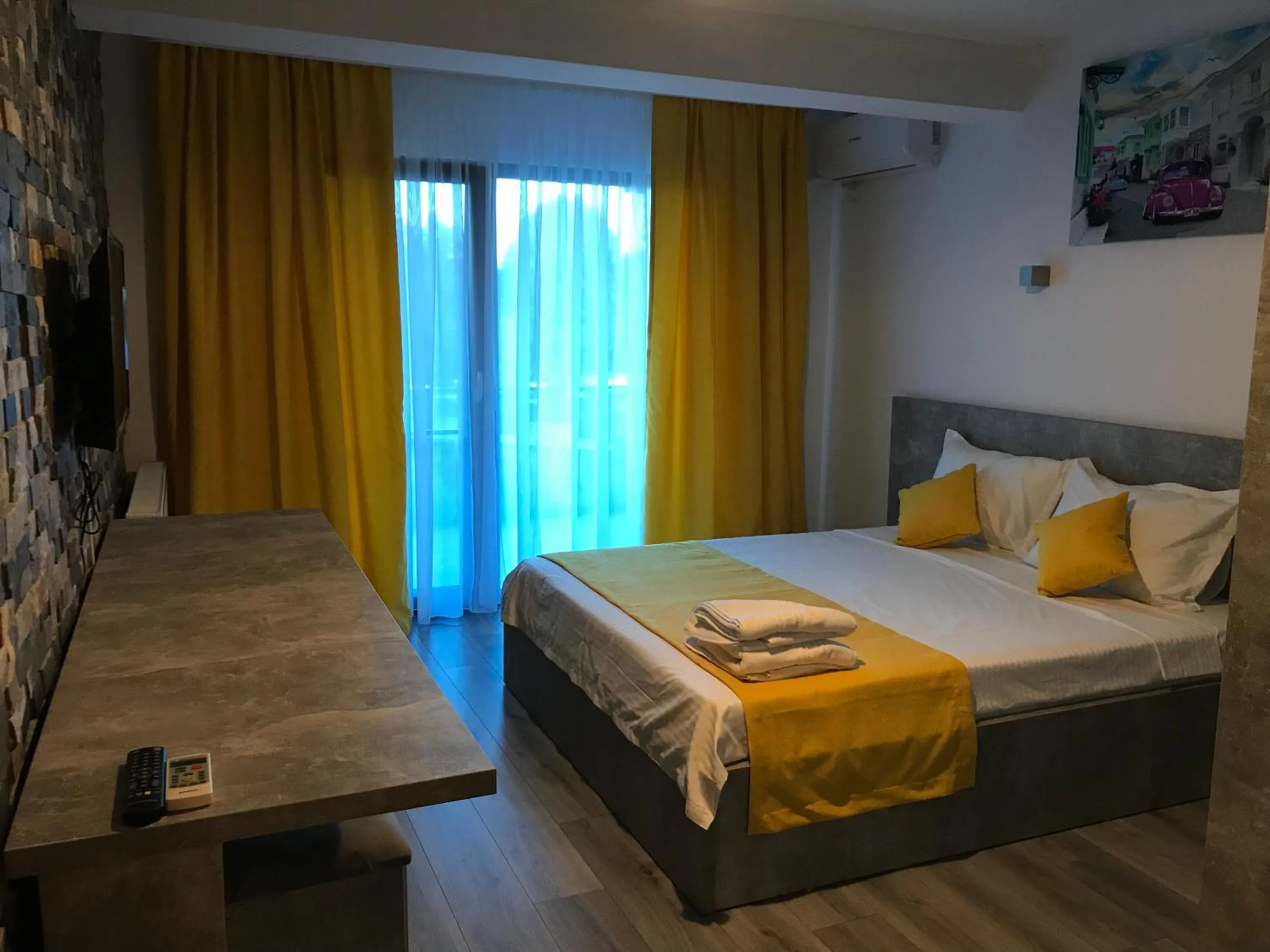 Bed in MAV Boutique Villa