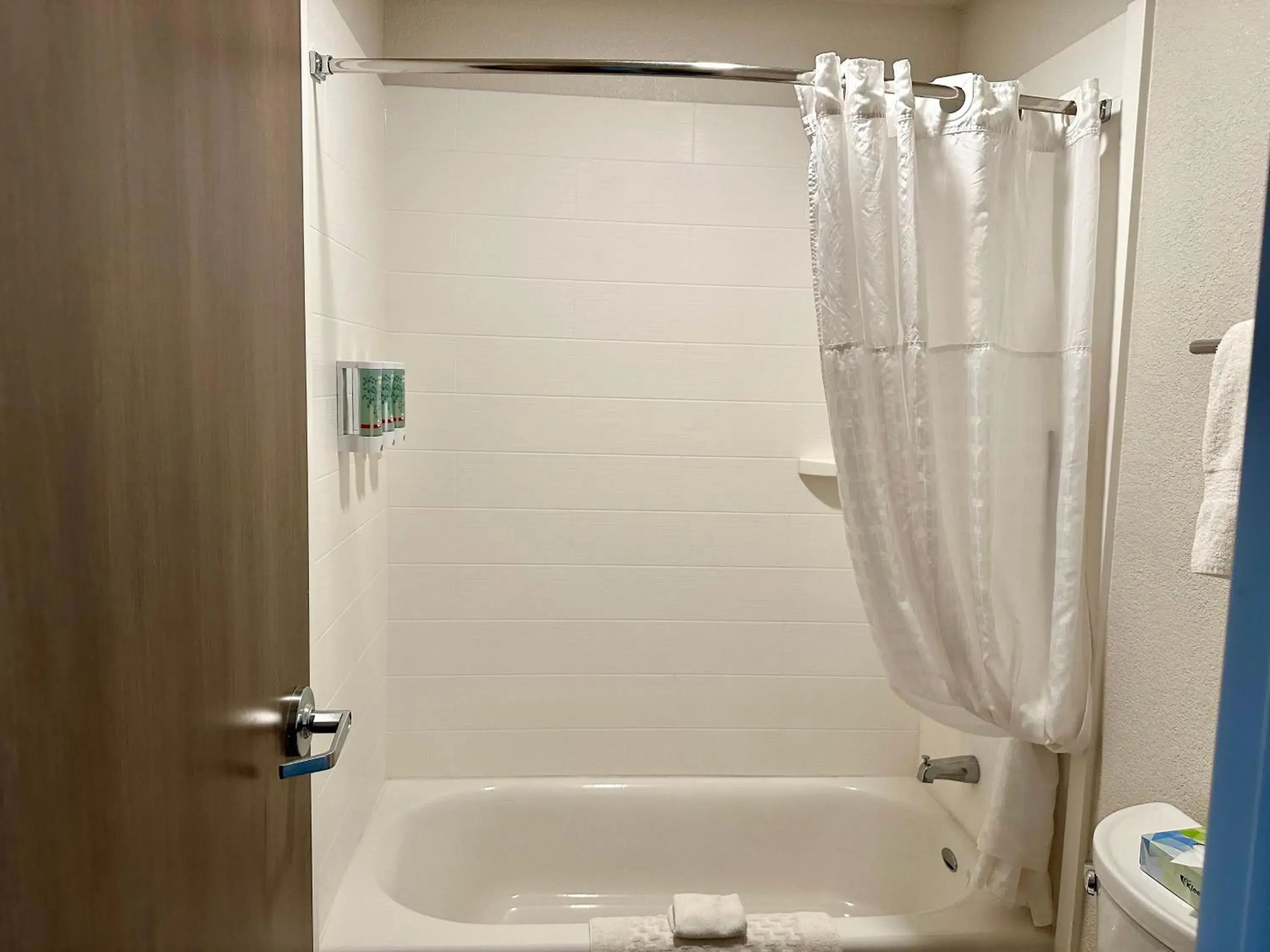 Bathroom in Best Western King Salmon Inn Bathroom in Best Western King Salmon Inn