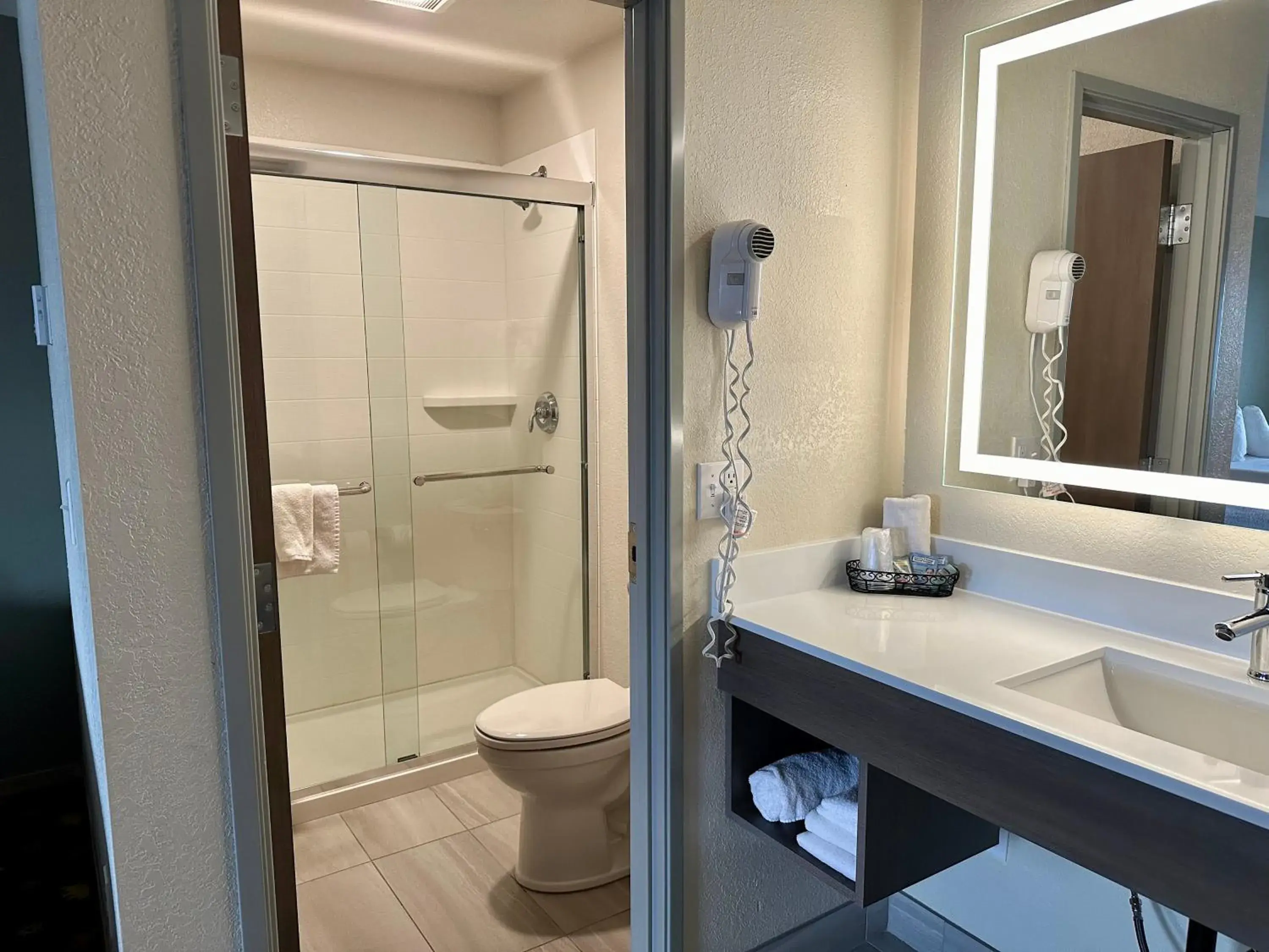 Bathroom in Best Western King Salmon Inn Bathroom in Best Western King Salmon Inn