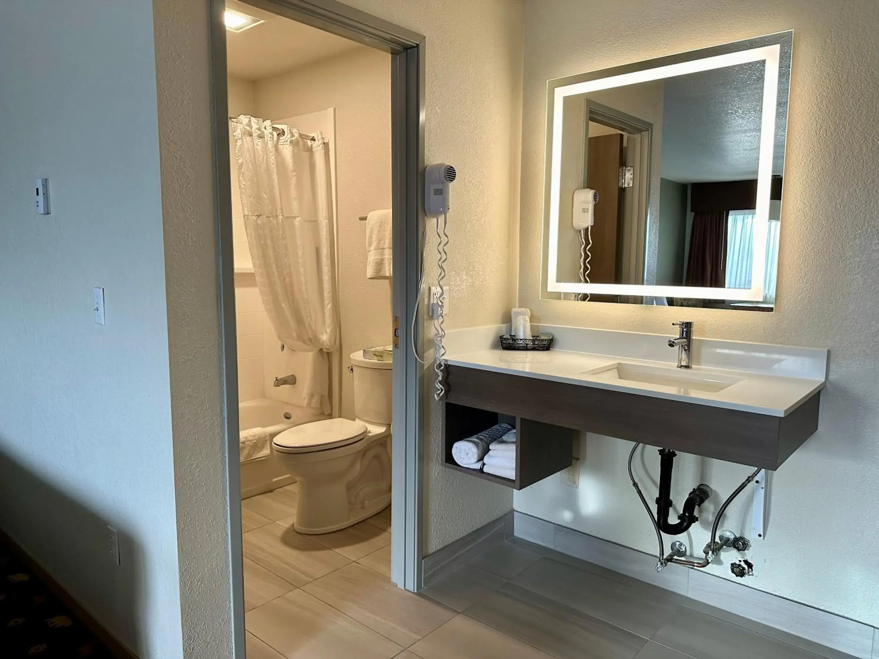 Bathroom in Best Western King Salmon Inn Bathroom in Best Western King Salmon Inn