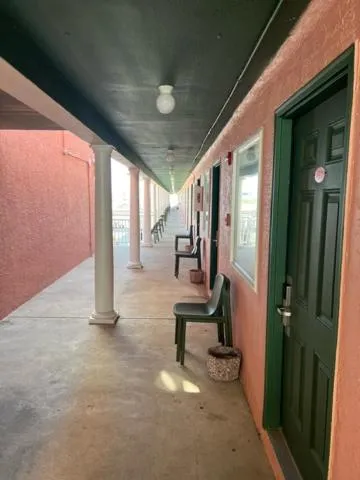 Coliseum Ocean Resort