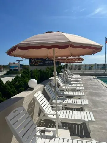 Coliseum Ocean Resort