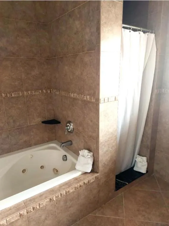 Coliseum Ocean Resort