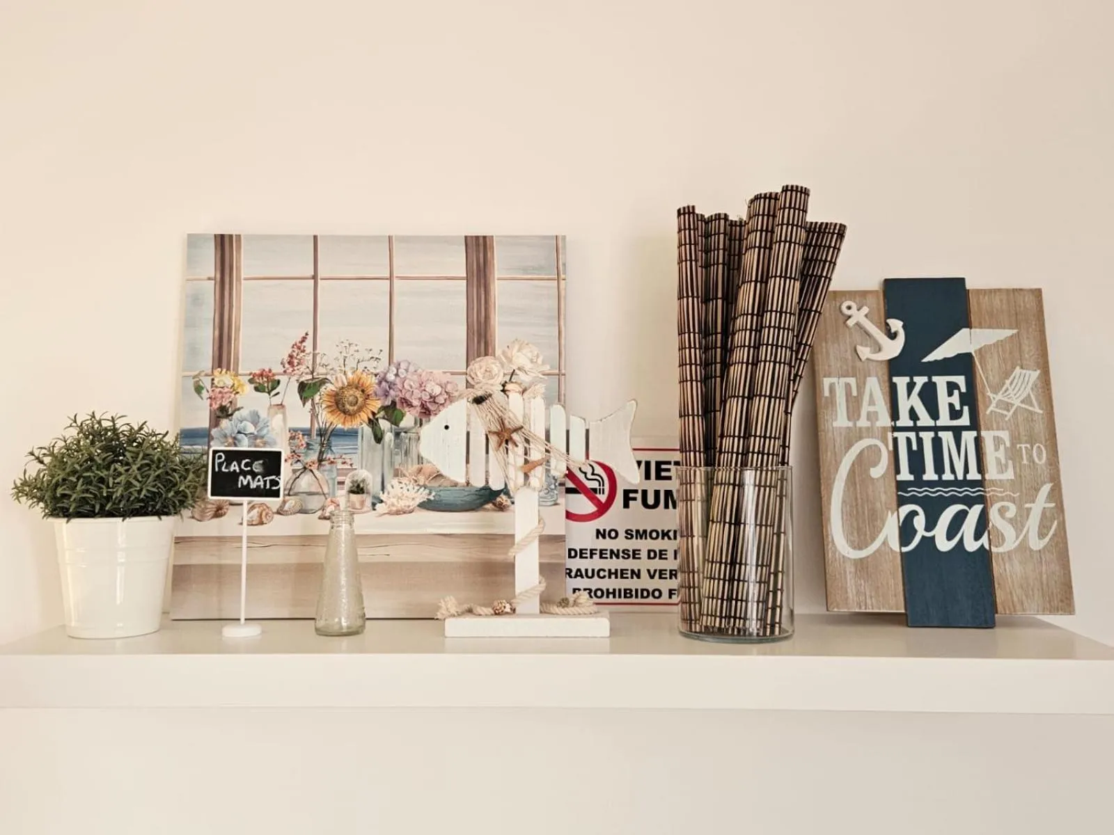 Decorative detail in Be Your Home - Guest House Colors