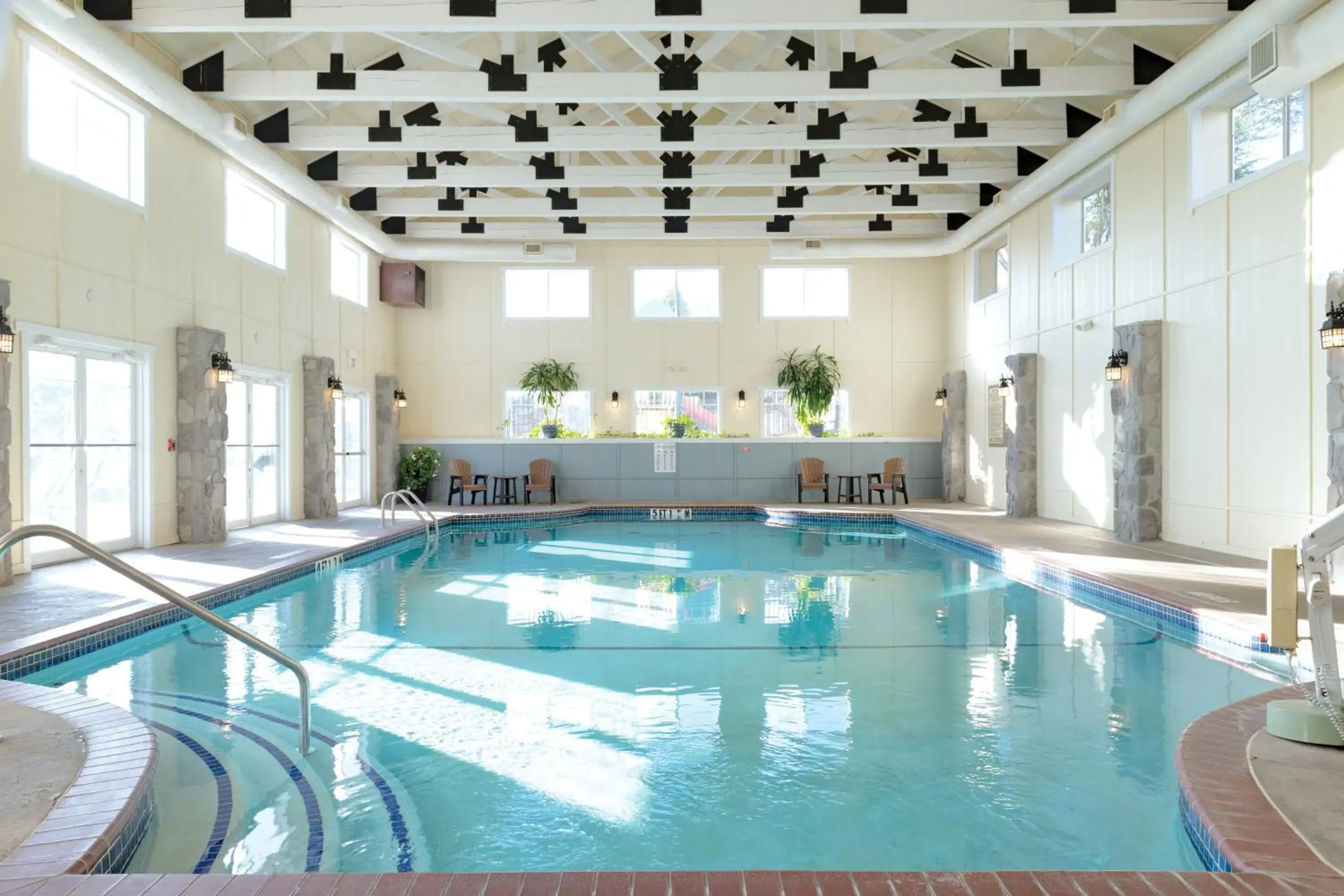 Swimming pool in Club Wyndham Mountain Vista Swimming pool in Club Wyndham Mountain Vista