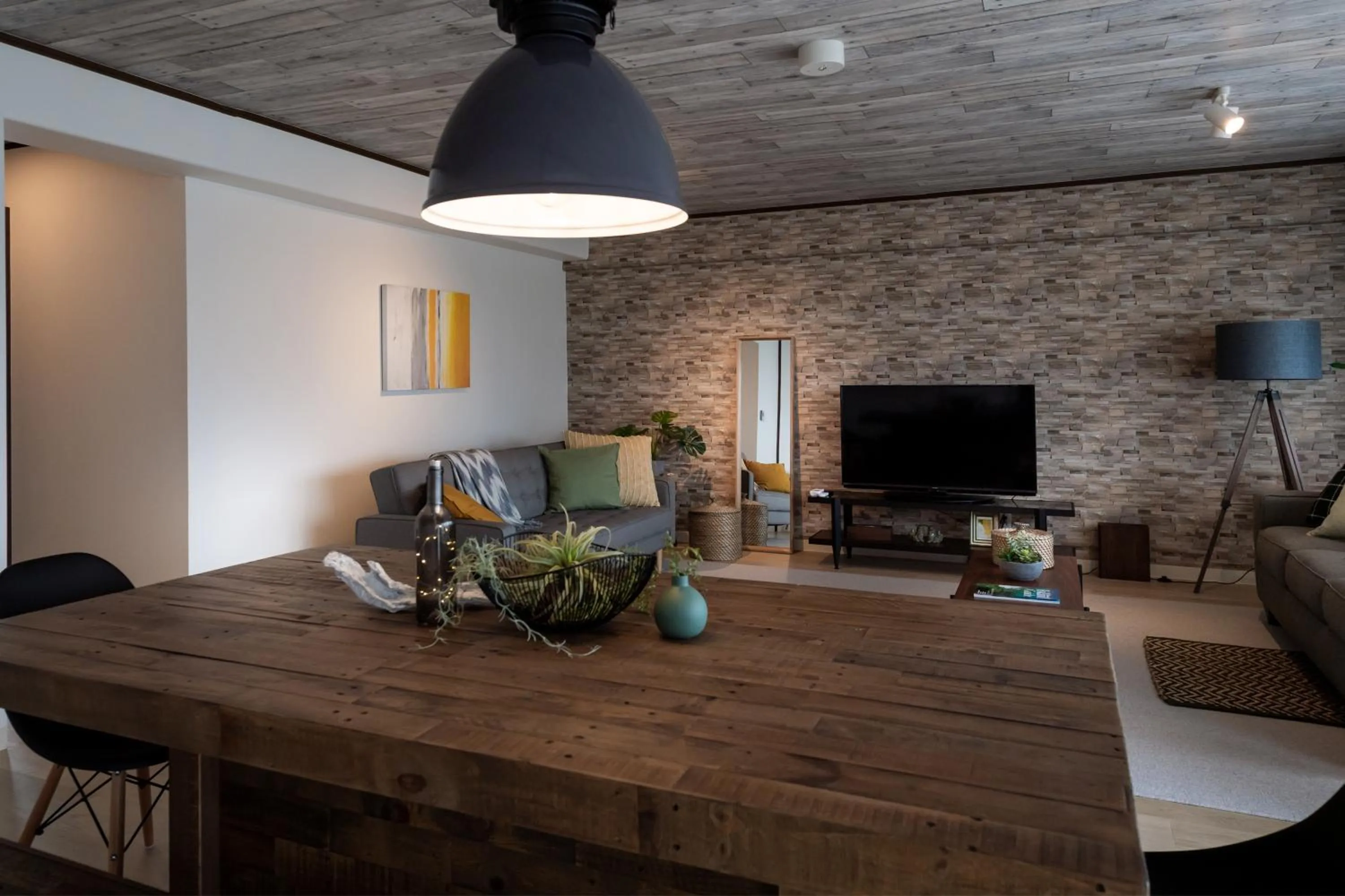 TV and multimedia in Little Santa