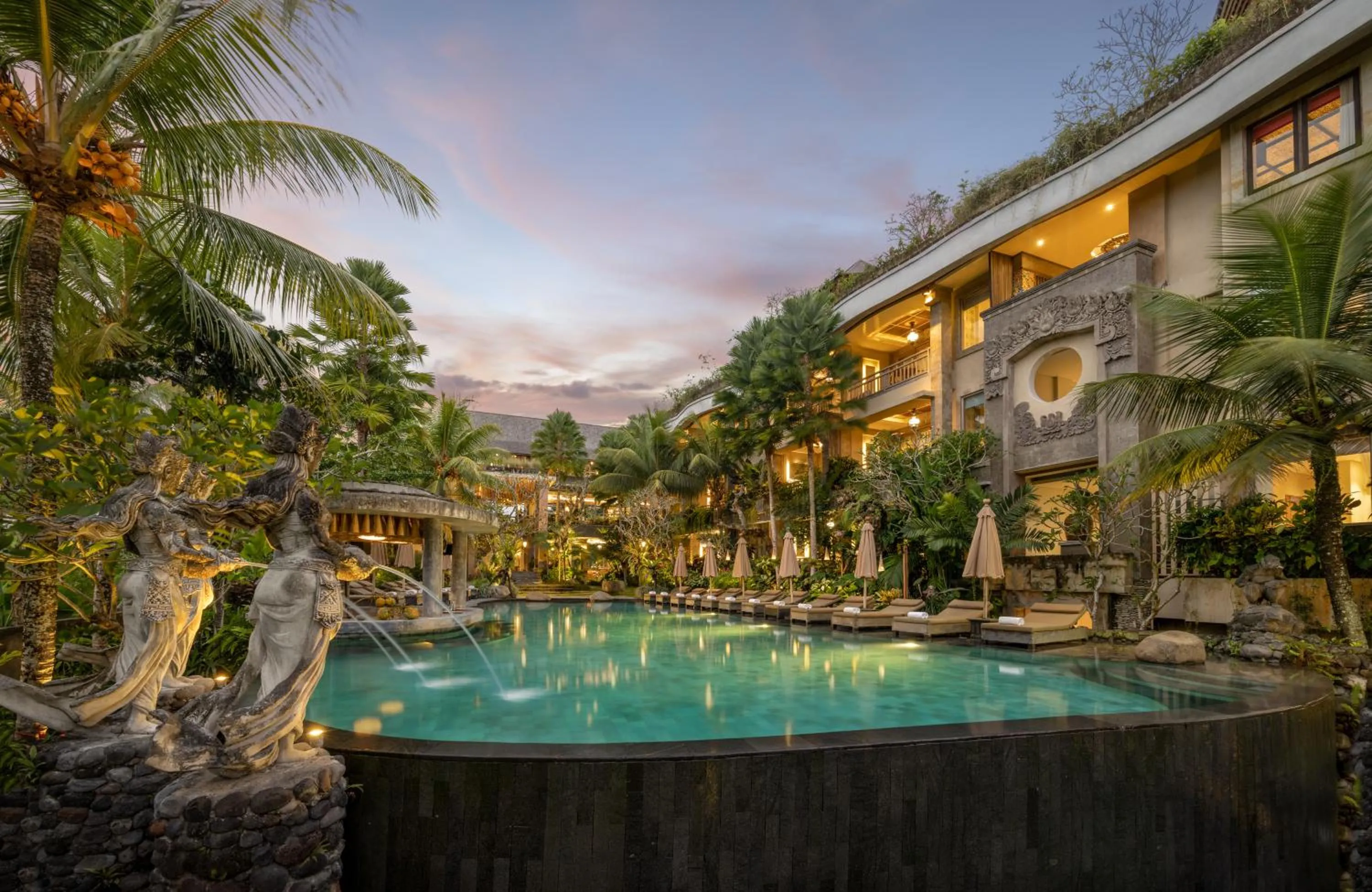 Swimming pool in Kuwarasan A Pramana Experience