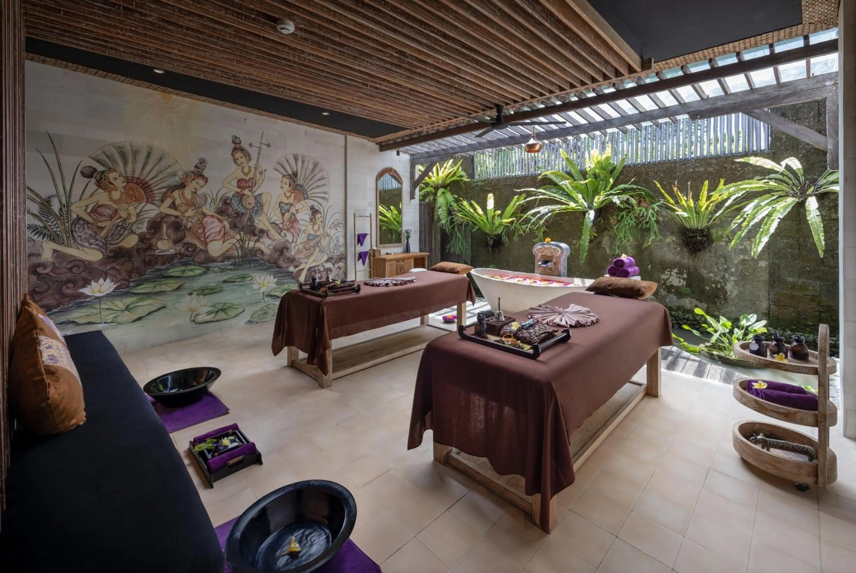 Spa and wellness centre/facilities in Kuwarasan A Pramana Experience