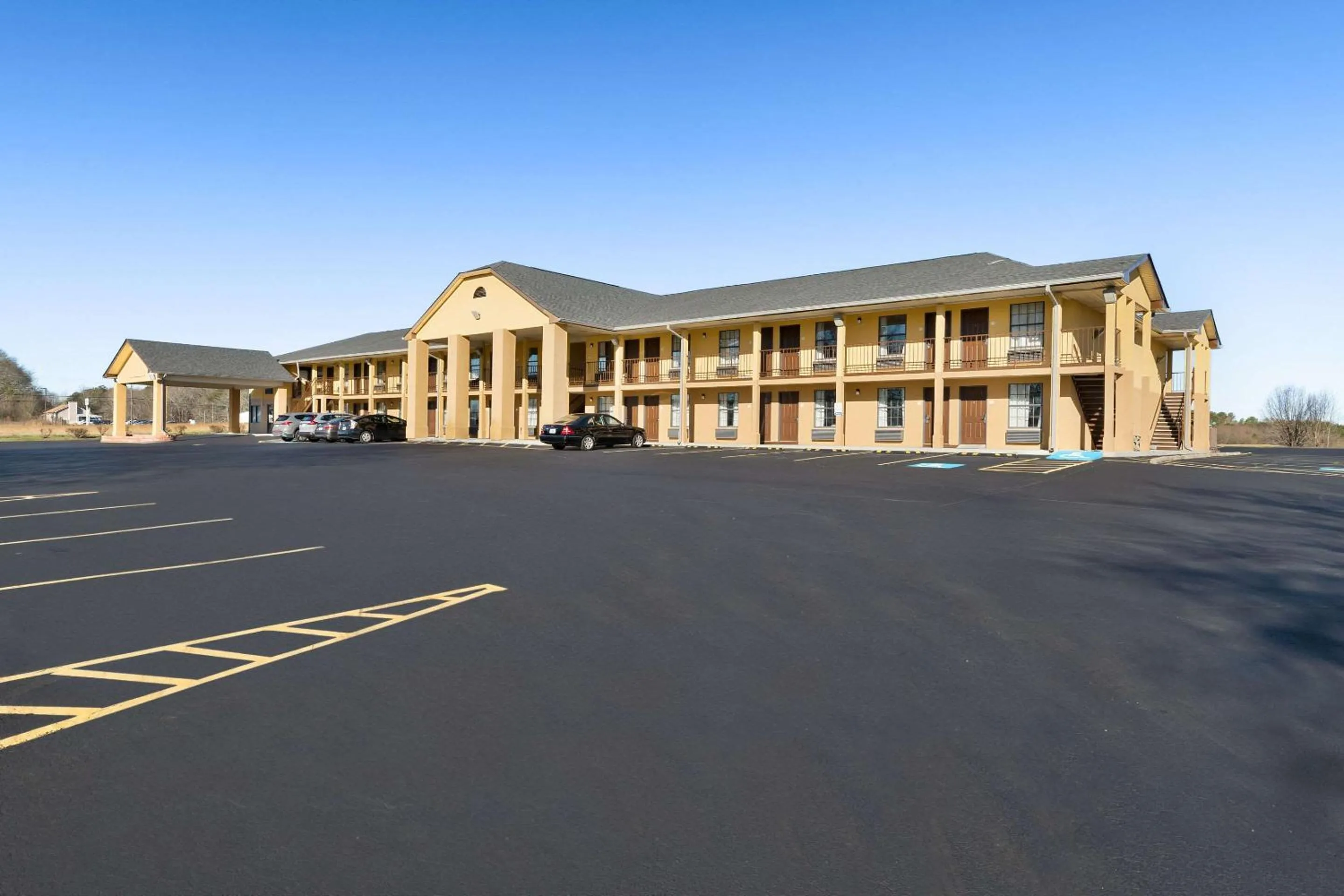 Property building in Quality Inn