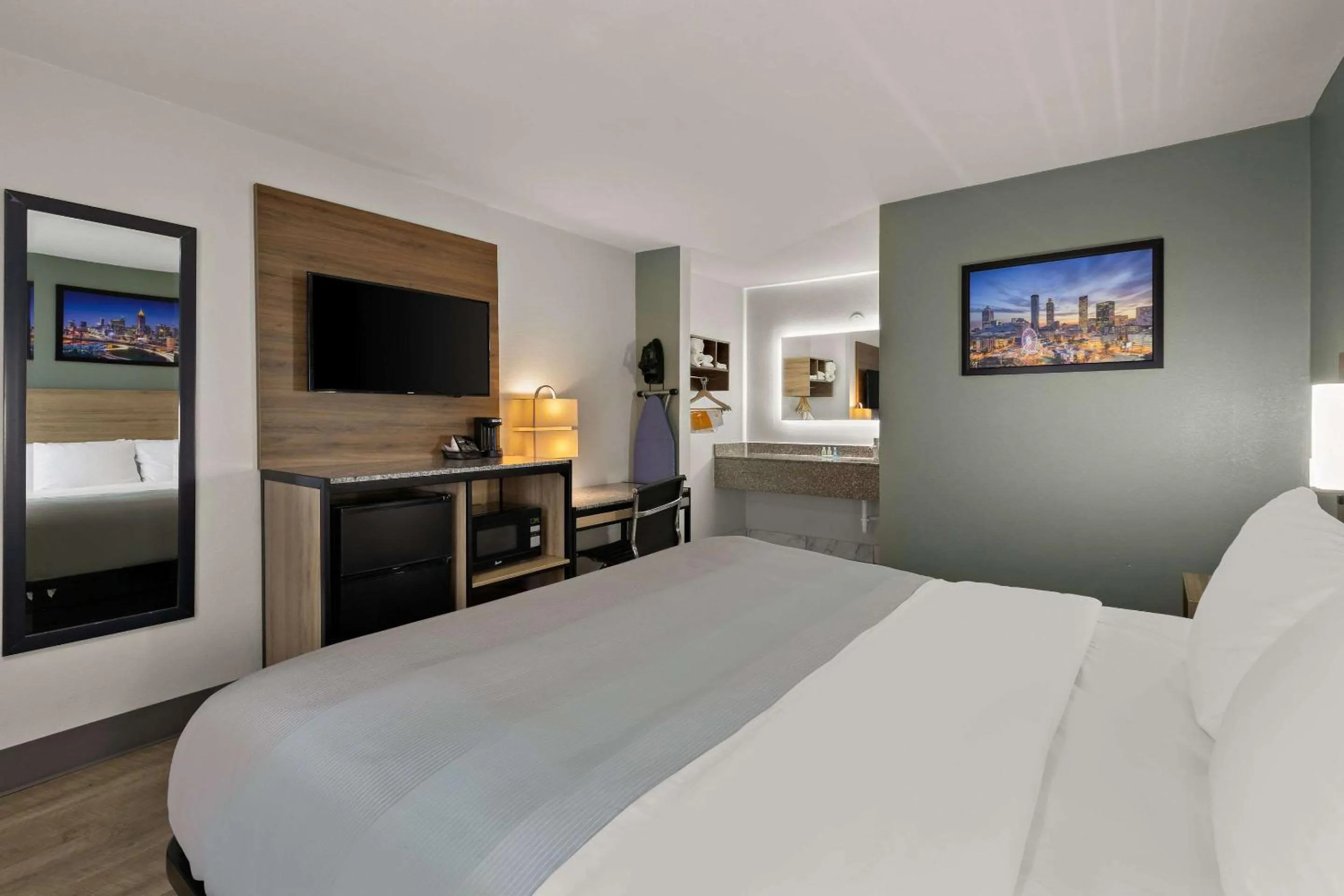 Bedroom, Bed in Quality Inn