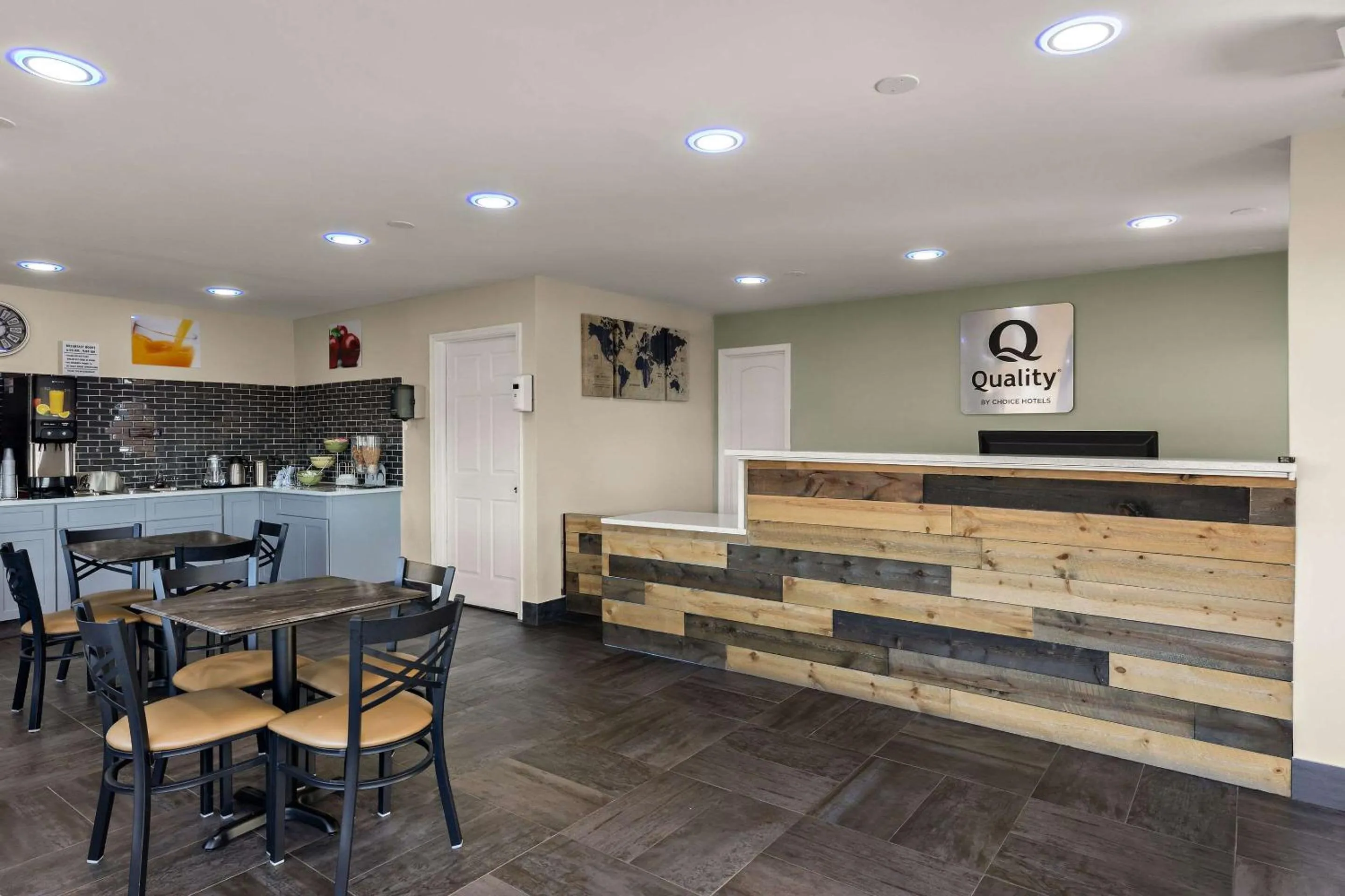 Lobby or reception in Quality Inn