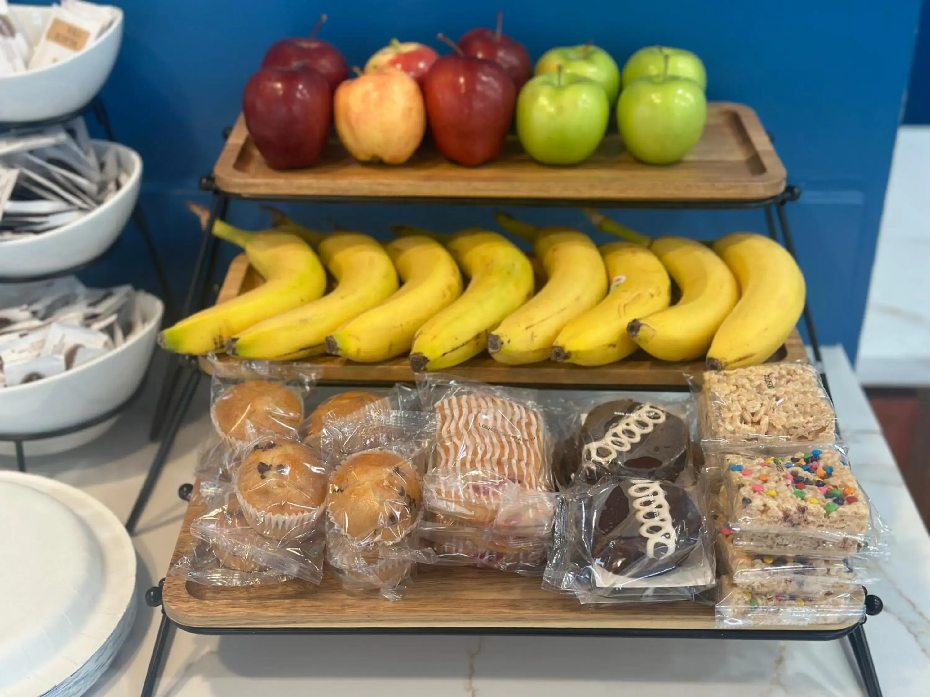 Breakfast in Super 8 by Wyndham Oceanside Downtown Breakfast in Super 8 by Wyndham Oceanside Downtown