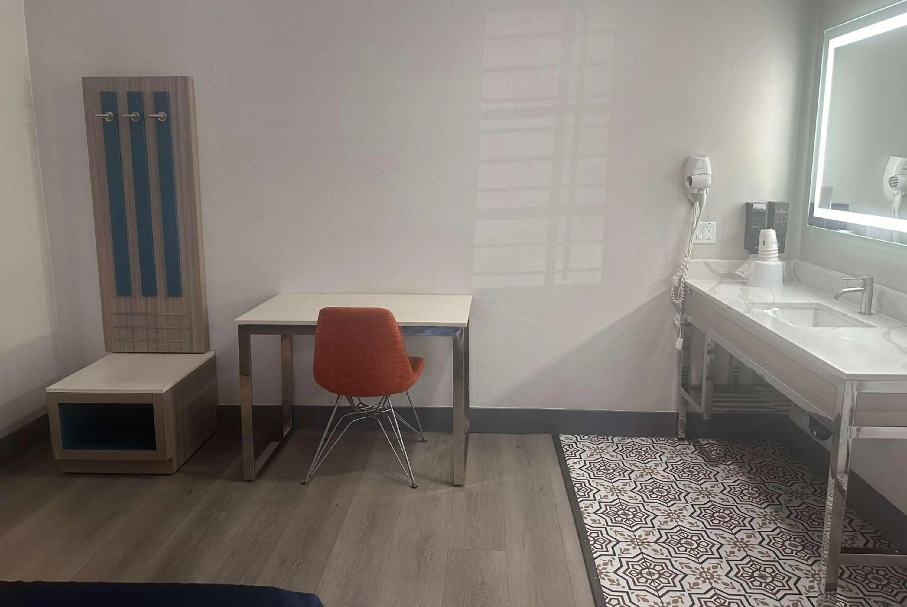 Photo of the whole room in Super 8 by Wyndham Oceanside Downtown