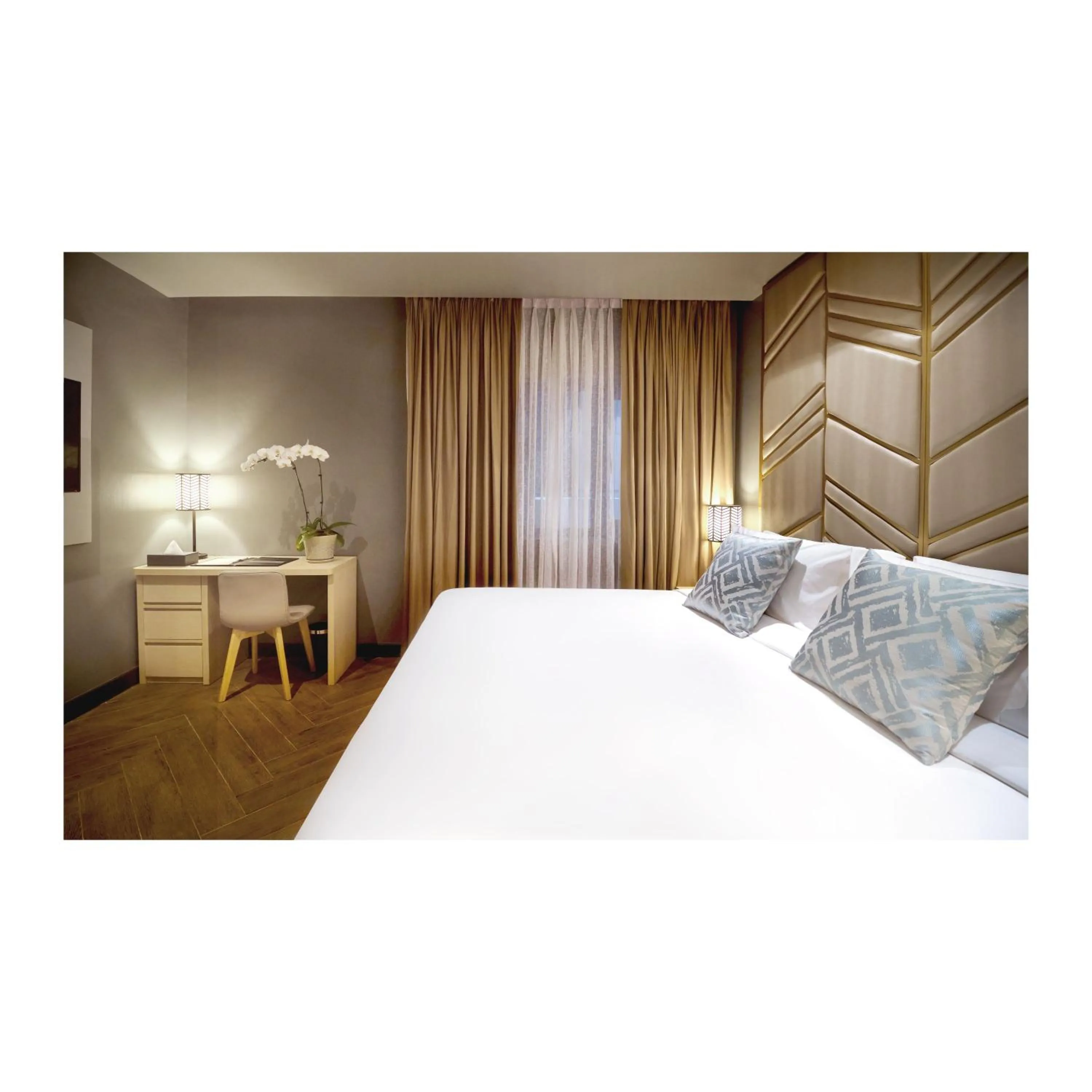 Bed in Summit Hotel Greenhills