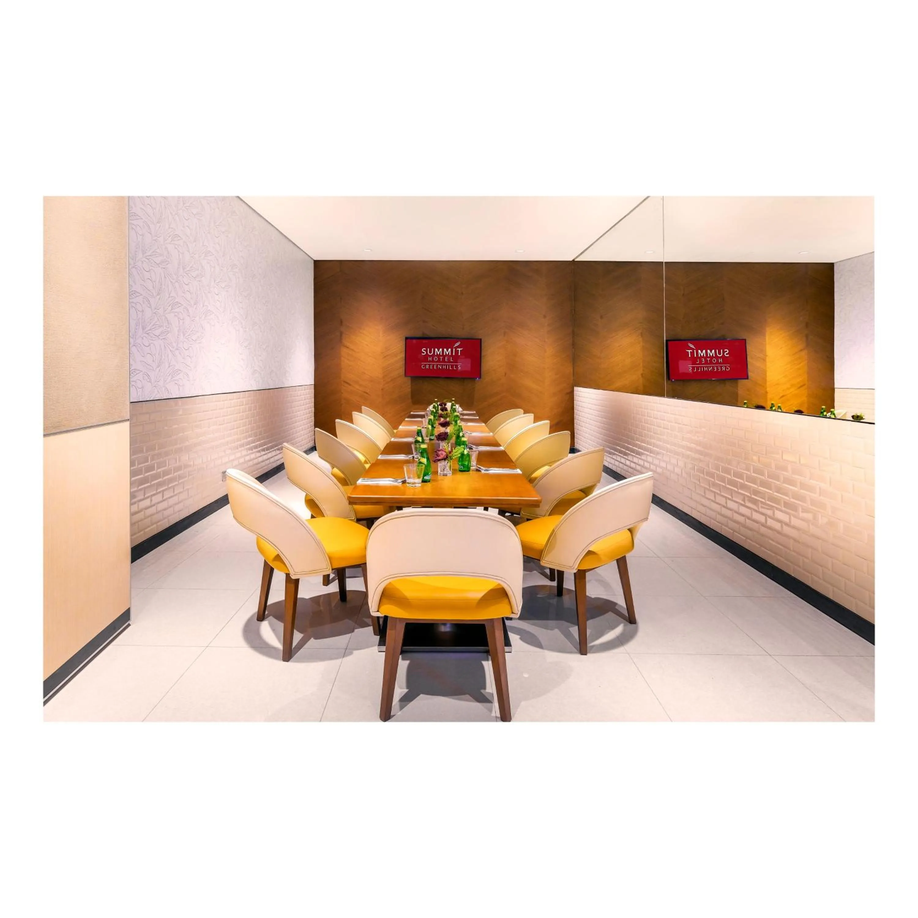 Meeting/conference room in Summit Hotel Greenhills