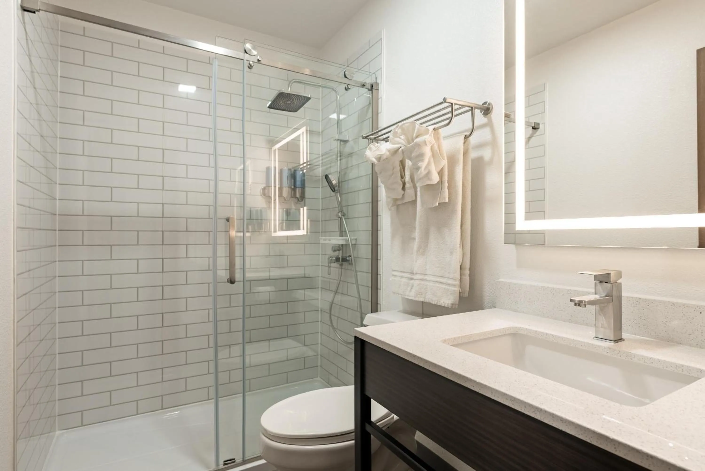 Bathroom in Studio 6 Limon, CO I 70