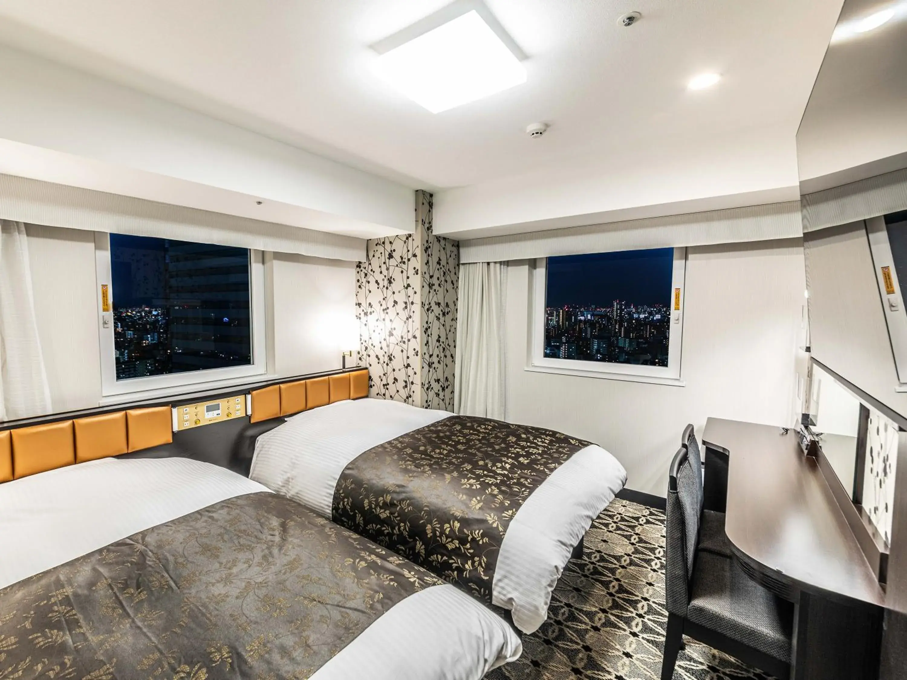 Photo of the whole room, Bed in APA Hotel & Resort Ryogoku Eki Tower Photo of the whole room, Bed in APA Hotel & Resort Ryogoku Eki Tower