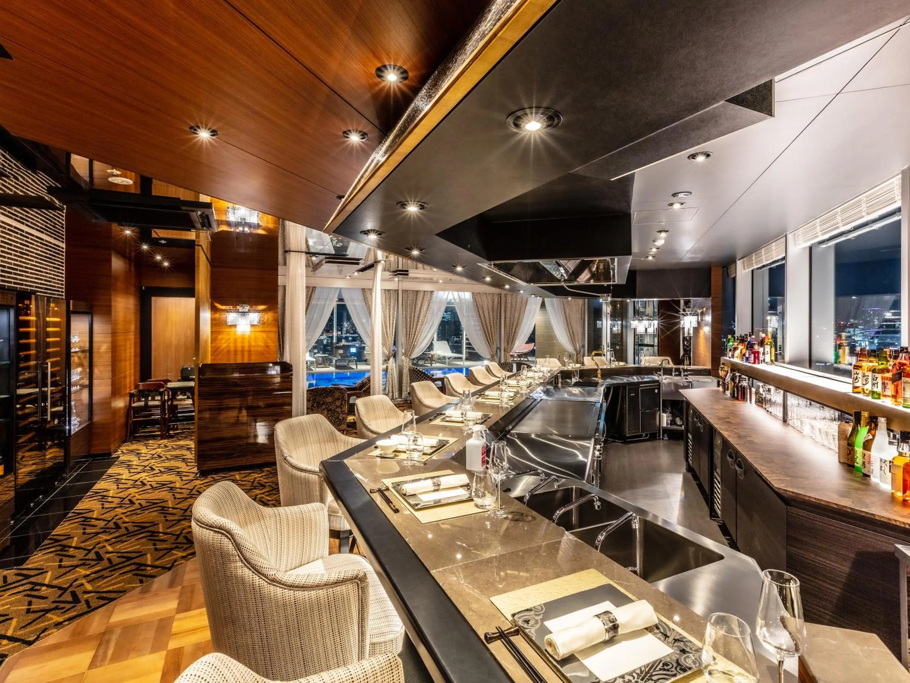 Restaurant/places to eat in APA Hotel & Resort Ryogoku Ekimae Tower