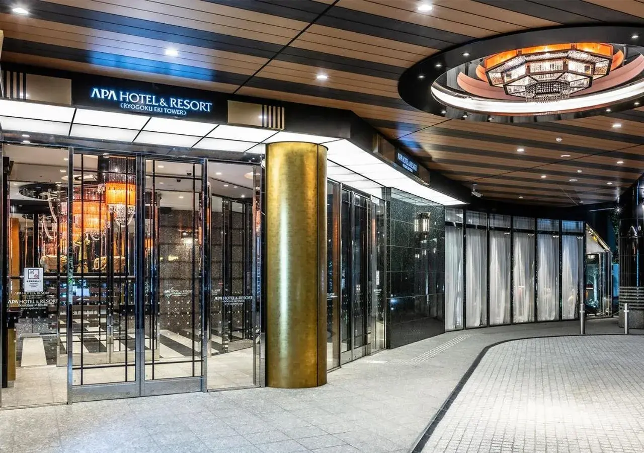 Facade/entrance in APA Hotel & Resort Ryogoku Eki Tower Facade/entrance in APA Hotel & Resort Ryogoku Eki Tower