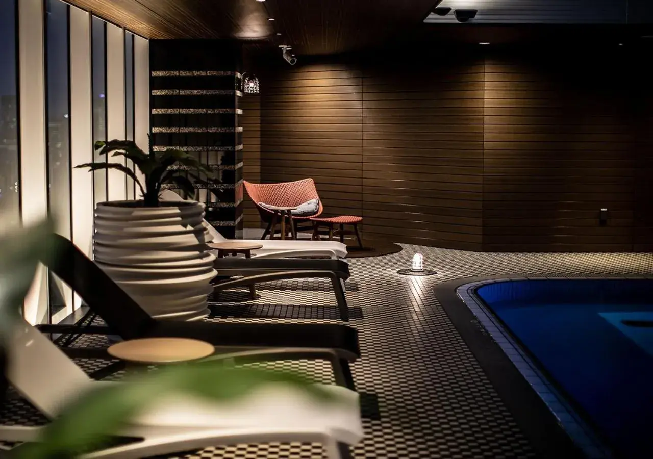 Swimming pool in APA Hotel & Resort Ryogoku Eki Tower Swimming pool in APA Hotel & Resort Ryogoku Eki Tower