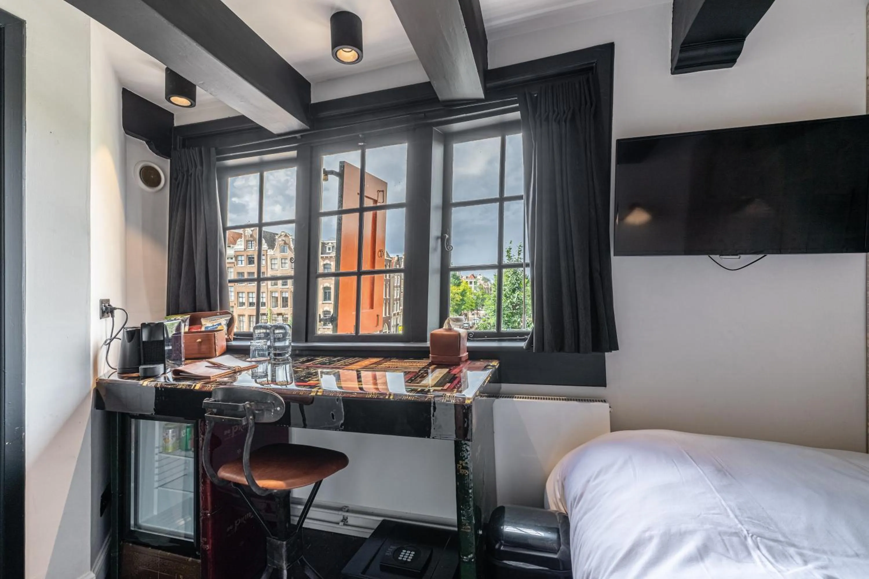 Bedroom, Bed in Boutique Hotel The Craftsmen