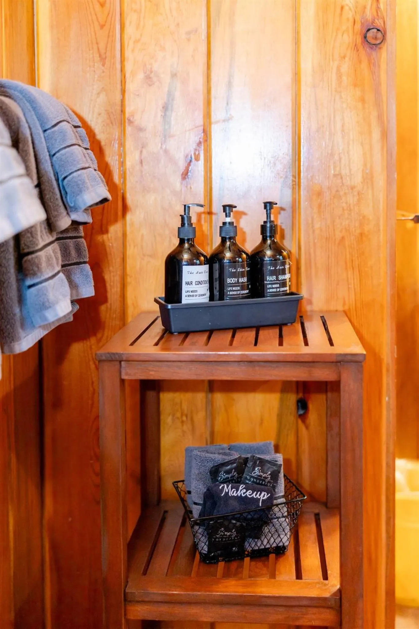 towels in Fern River Resort