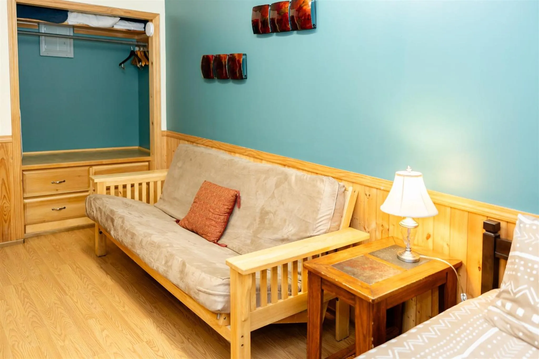 Seating area in Fern River Resort