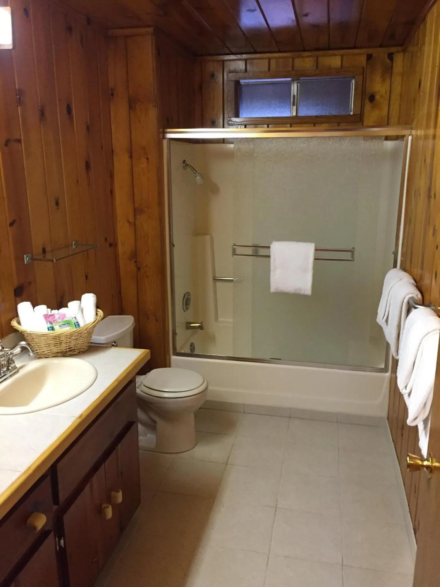 Shower in Fern River Resort