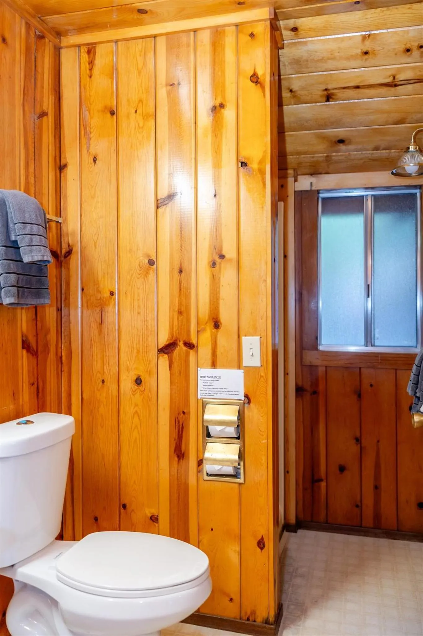 Shower in Fern River Resort