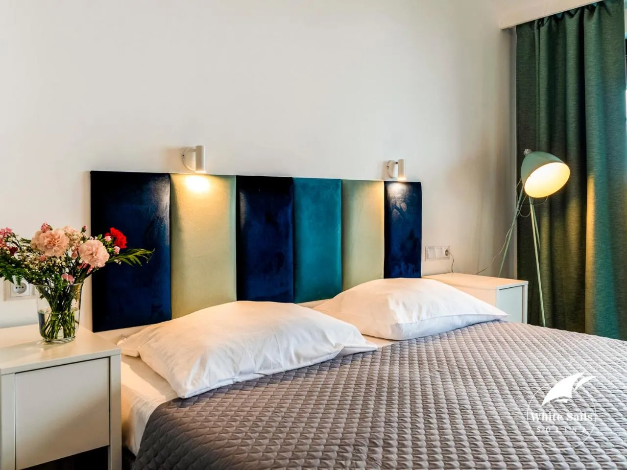 Bed in White Sails Solina