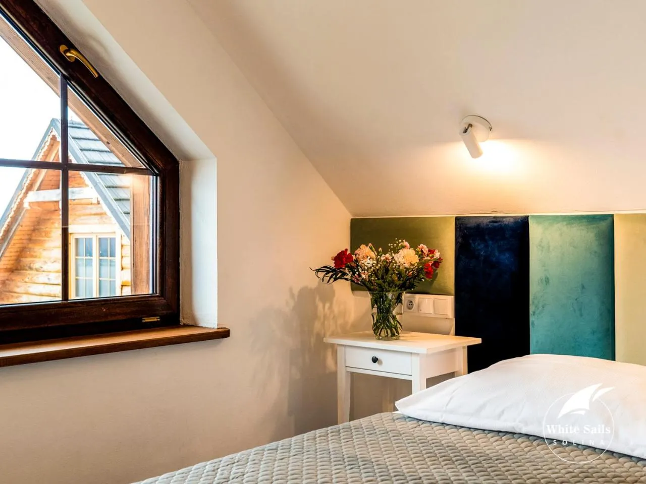 Bed in White Sails Solina