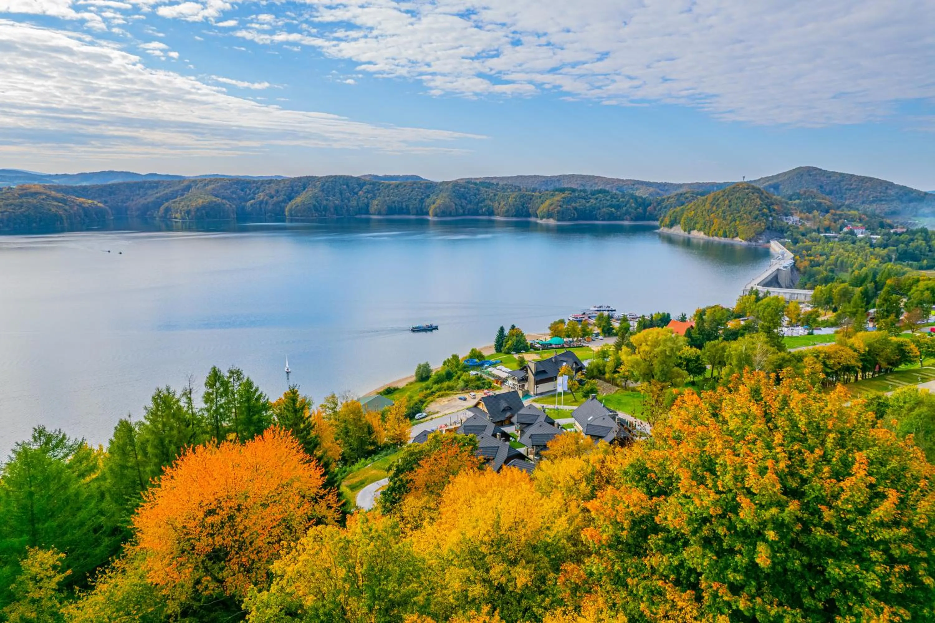 Nearby landmark in White Sails Solina