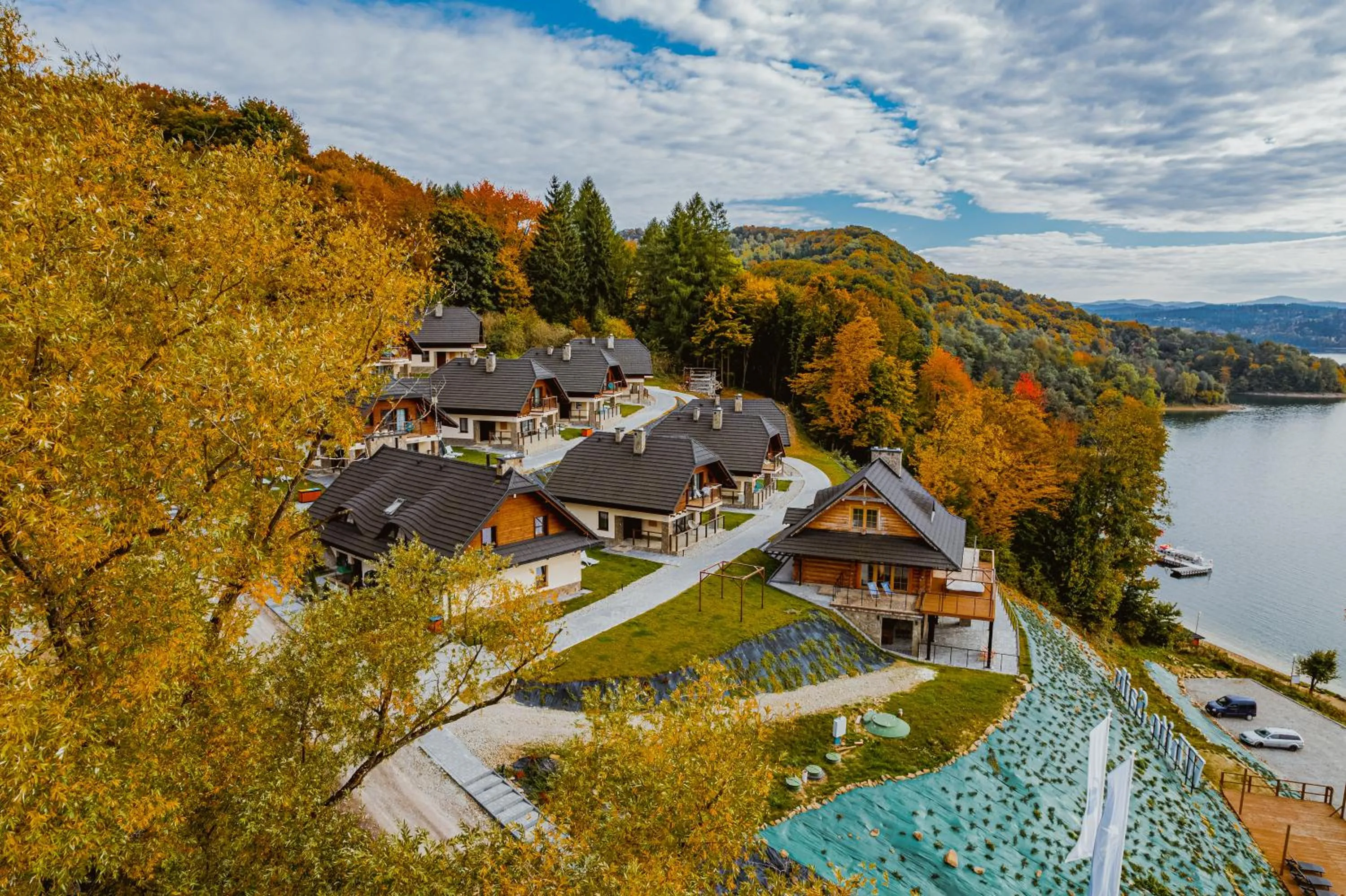 Property building in White Sails Solina