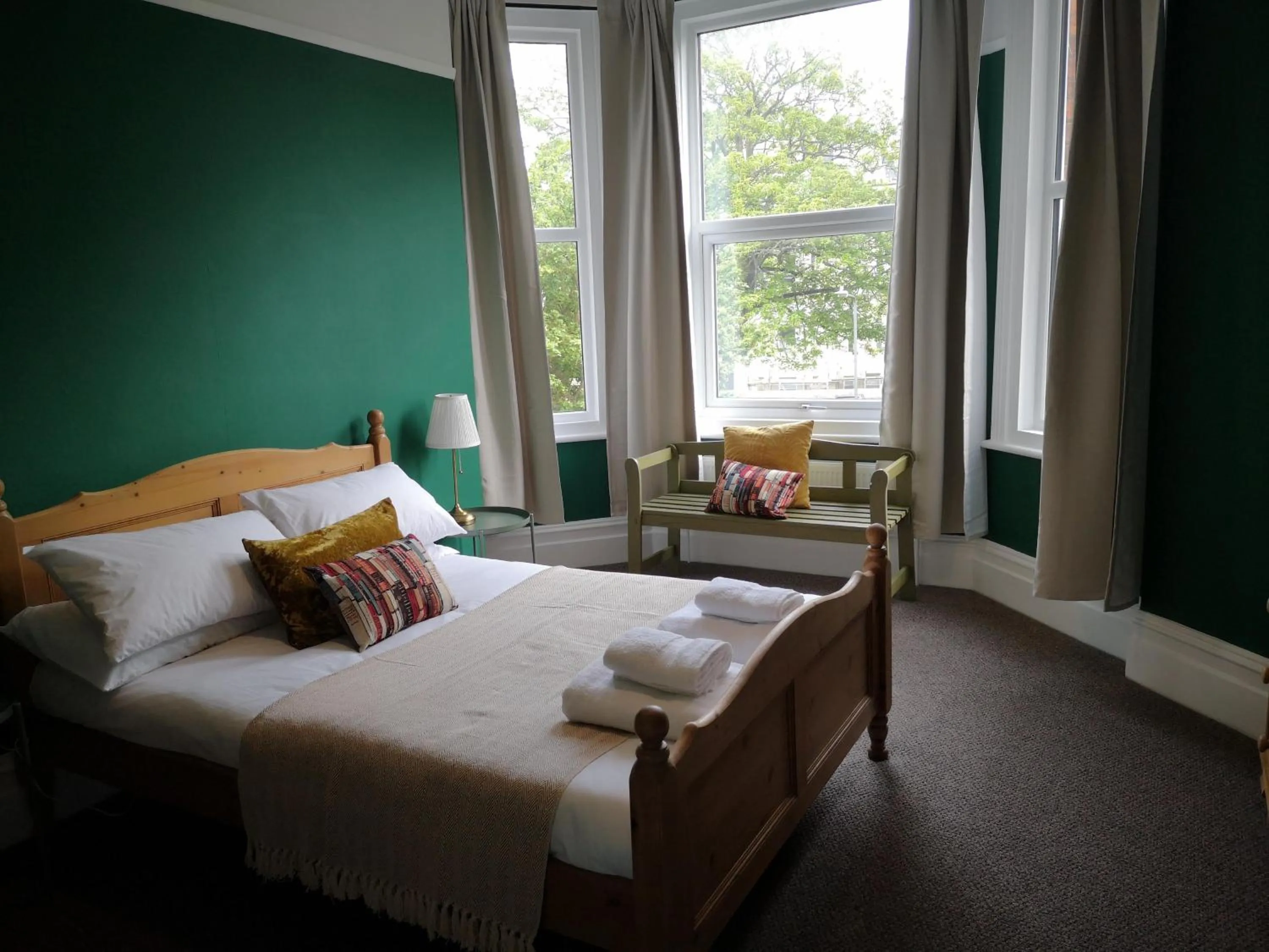 Bedroom in 2 Bedroom Apartment at Kent Escapes Short Lets & Serviced Accommodation Kent, Bouverie Escape Folkestone with Wifi