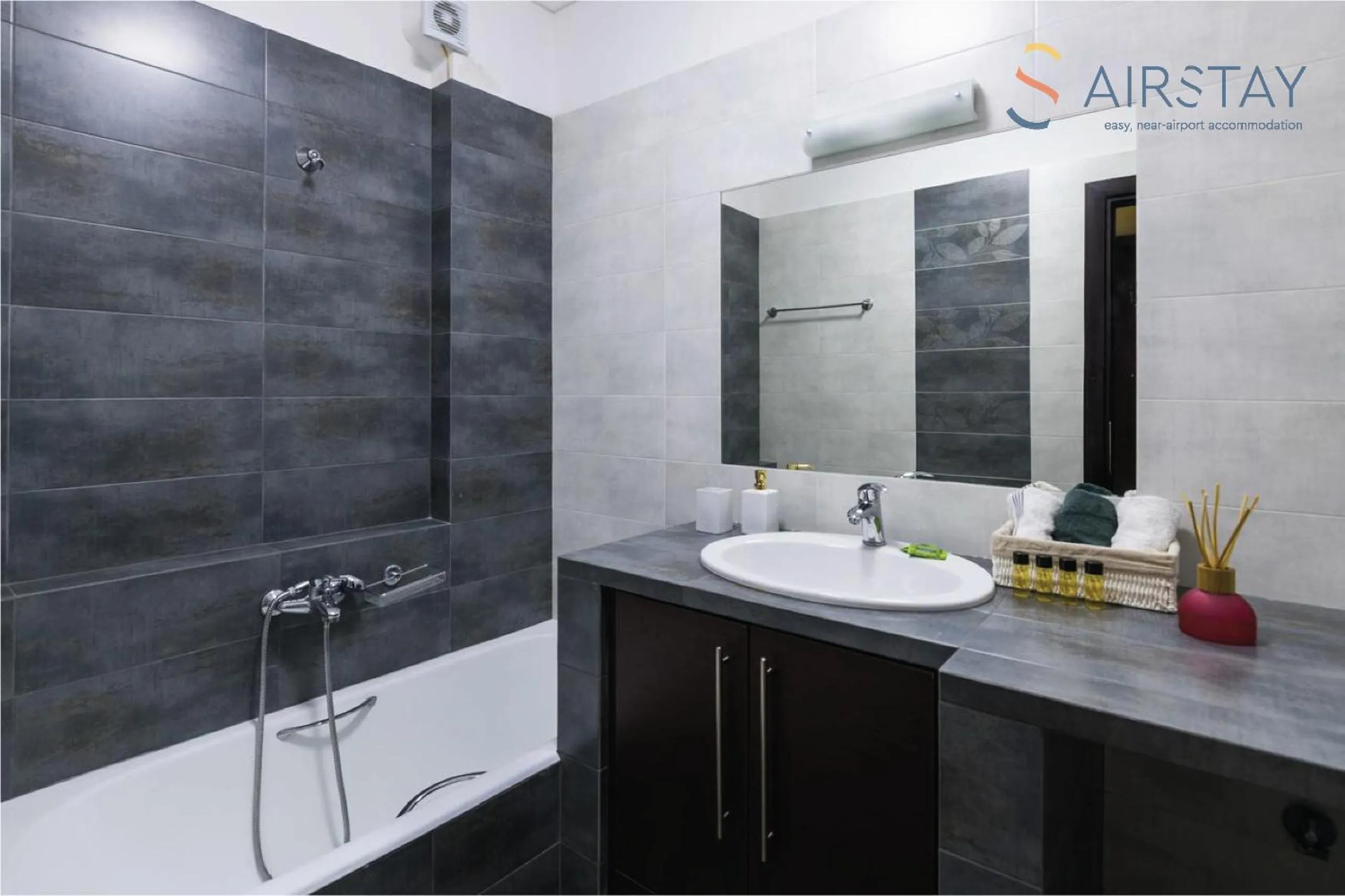 Bathroom in Thresh Apartments Airport by Airstay
