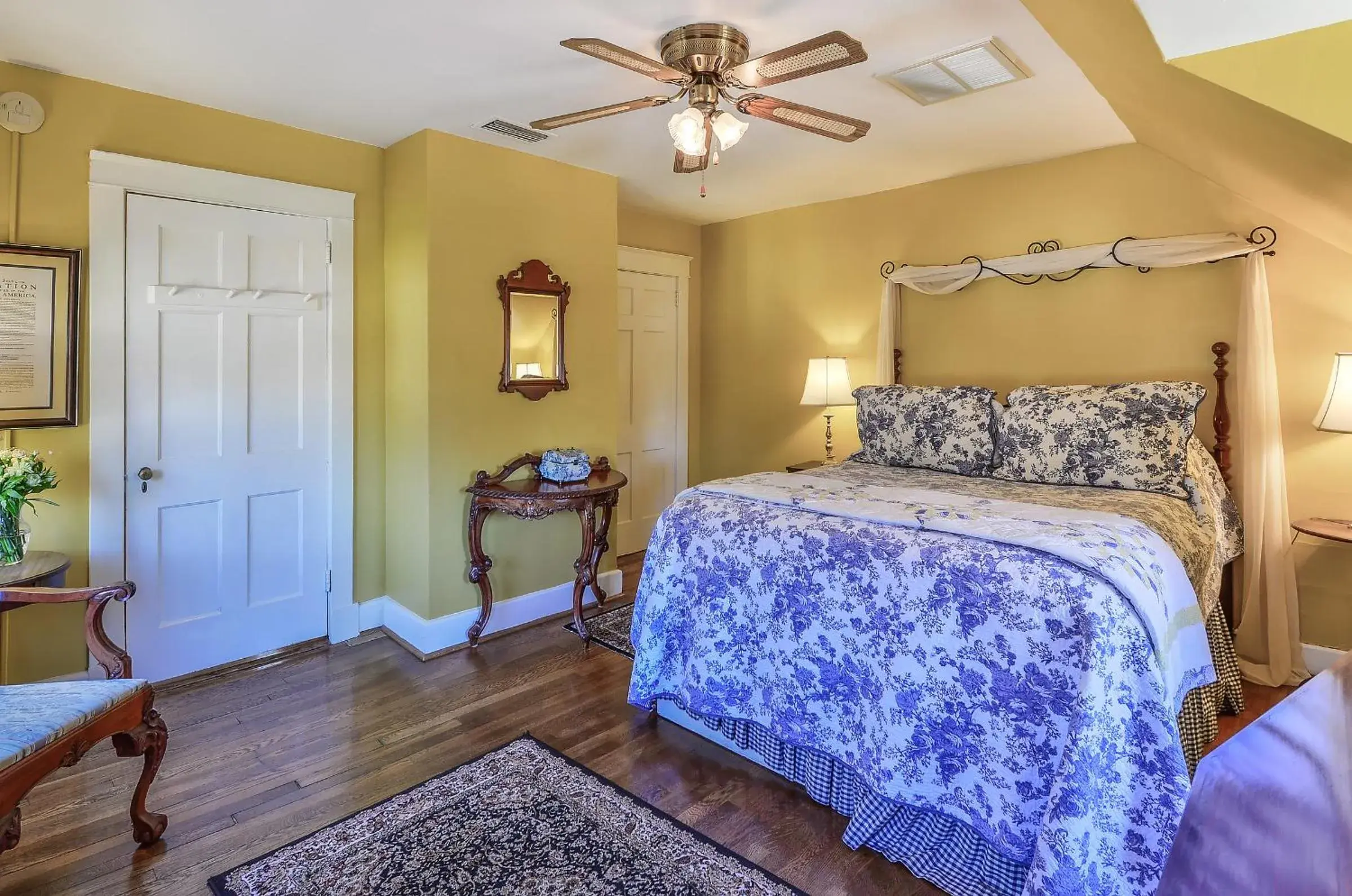 Bedroom, Bed in Cedars of Williamsburg Bed & Breakfast Bedroom, Bed in Cedars of Williamsburg Bed & Breakfast