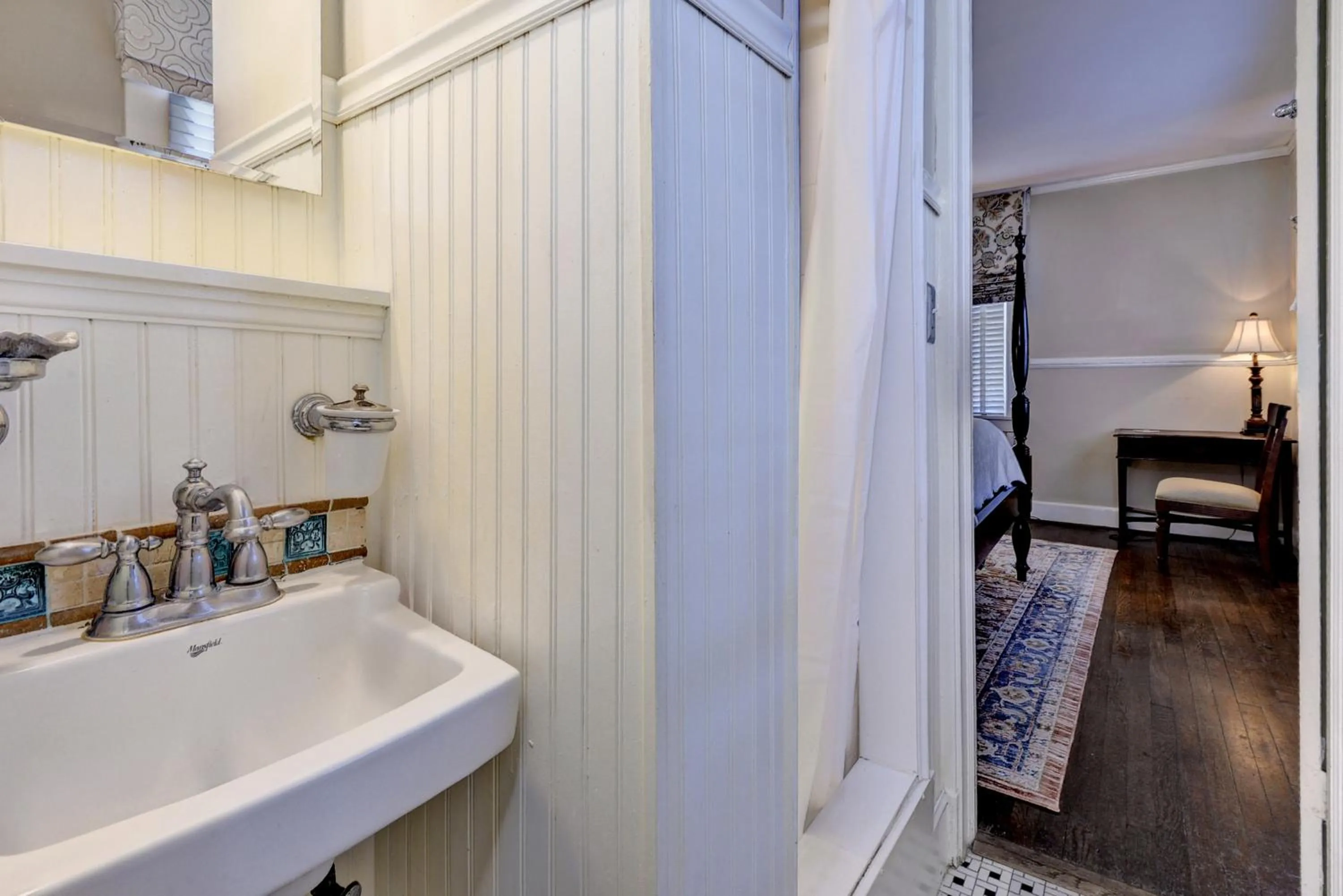 Cedars of Williamsburg Bed & Breakfast