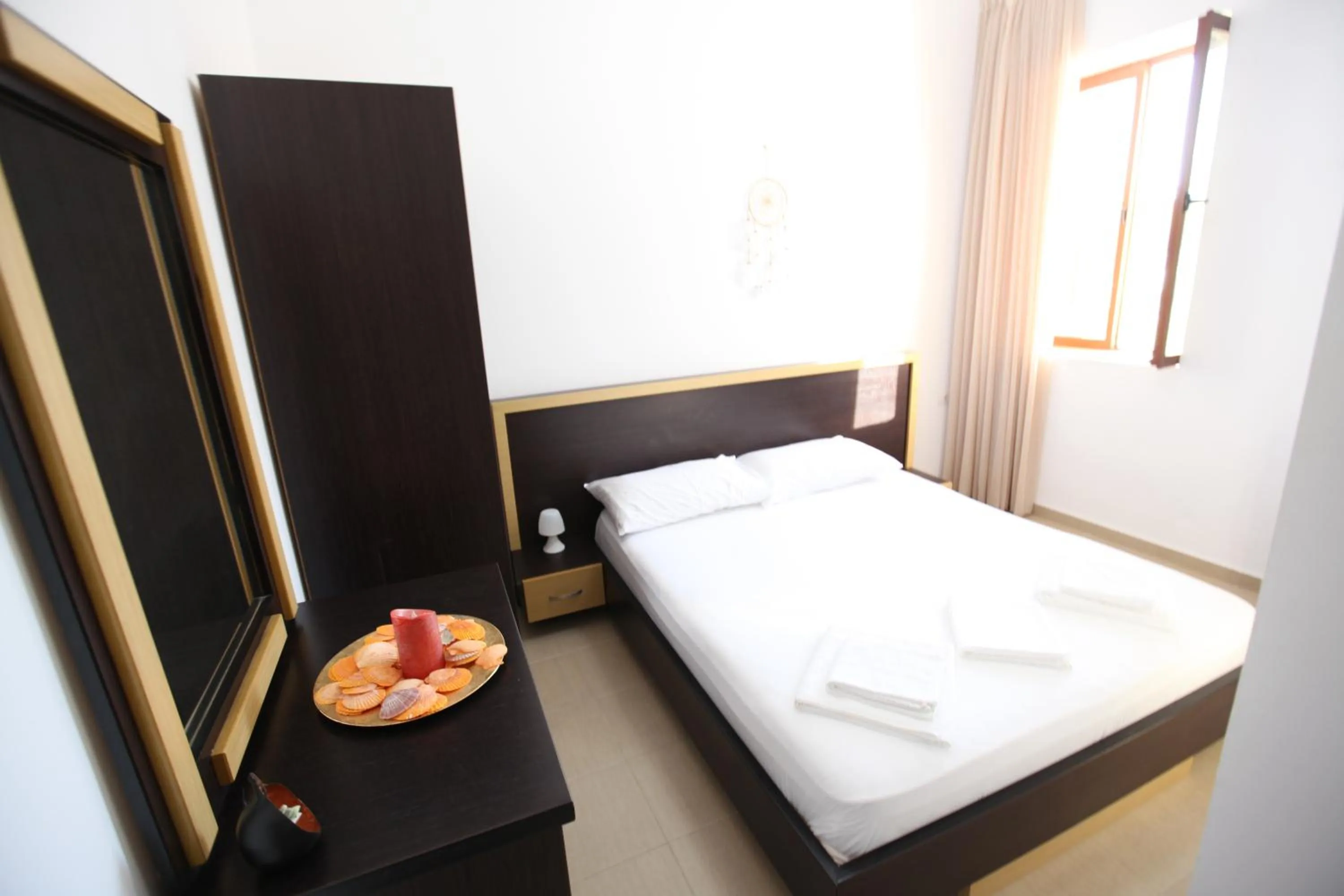 Photo of the whole room, Bed in Bunec Beach Resort