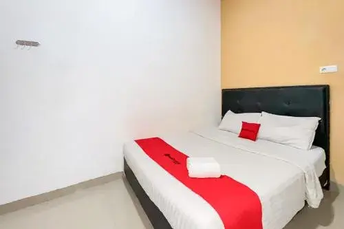 RedDoorz at Jalan Basuki Rahmat Palembang RedDoorz at Jalan Basuki Rahmat Palembang