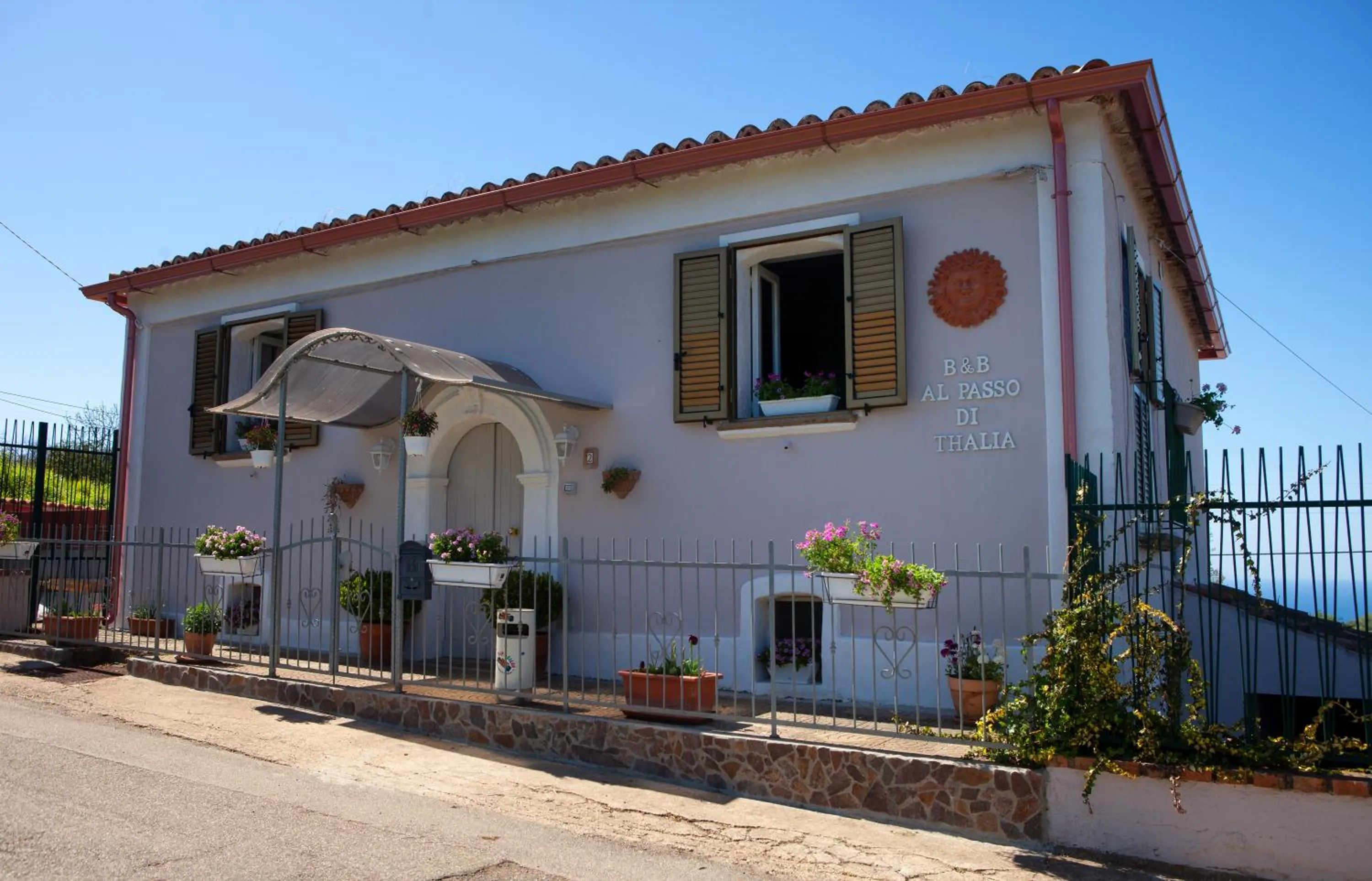 Property building in Al Passo di Thalia