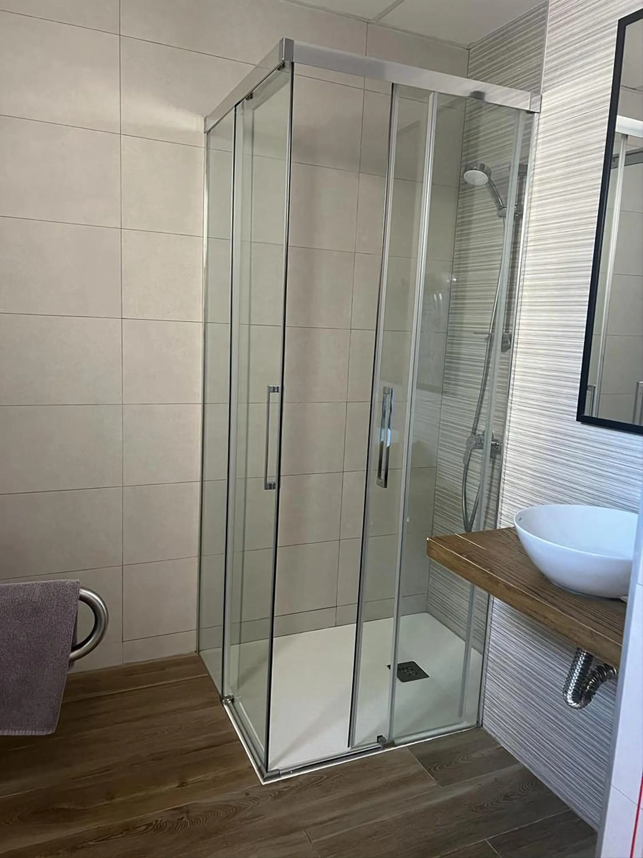 Shower in GBH Hotel-Apartamentos Caballito de Mar