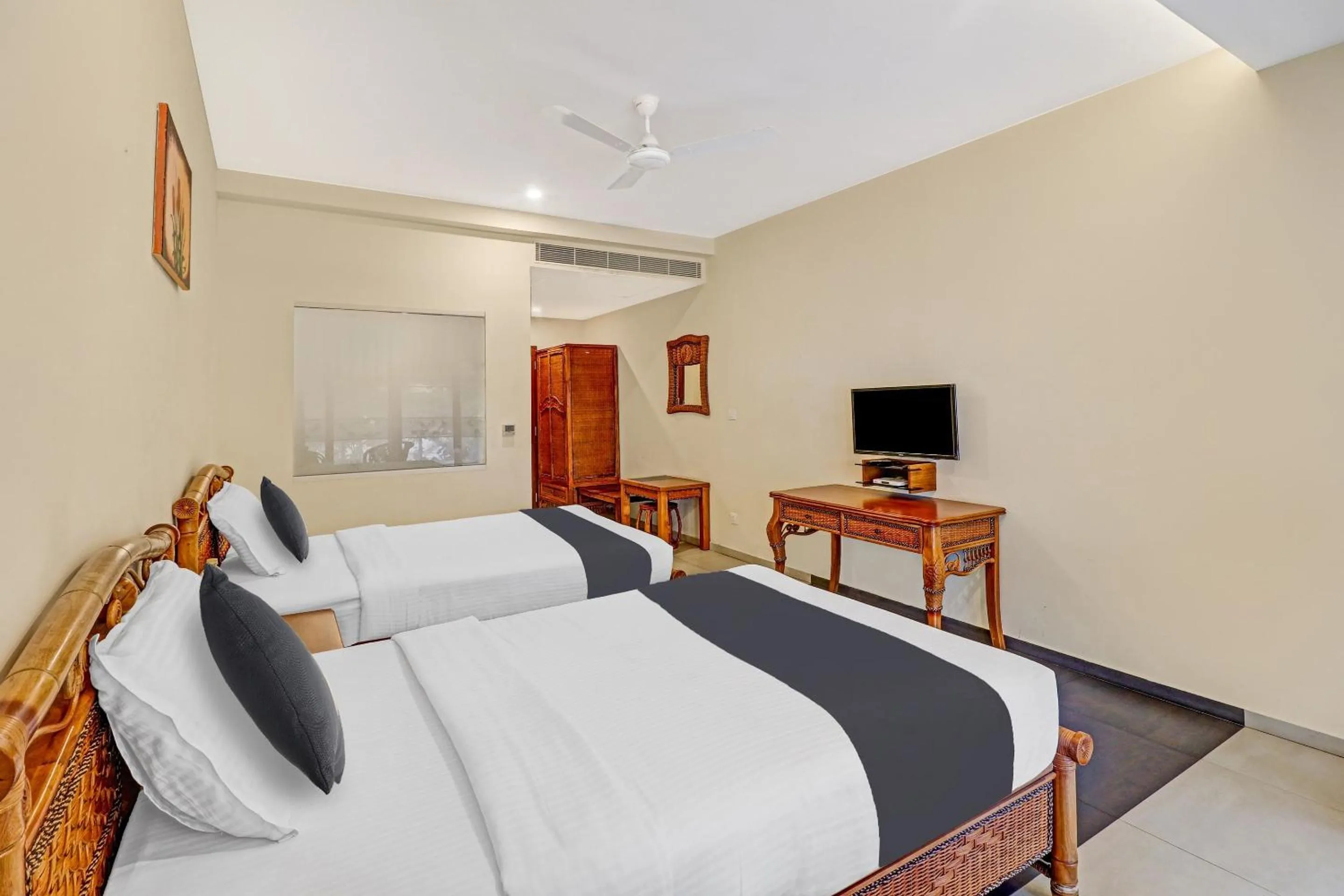 Bedroom, Bed in Super OAK Edassery's Sealine Villa Stay