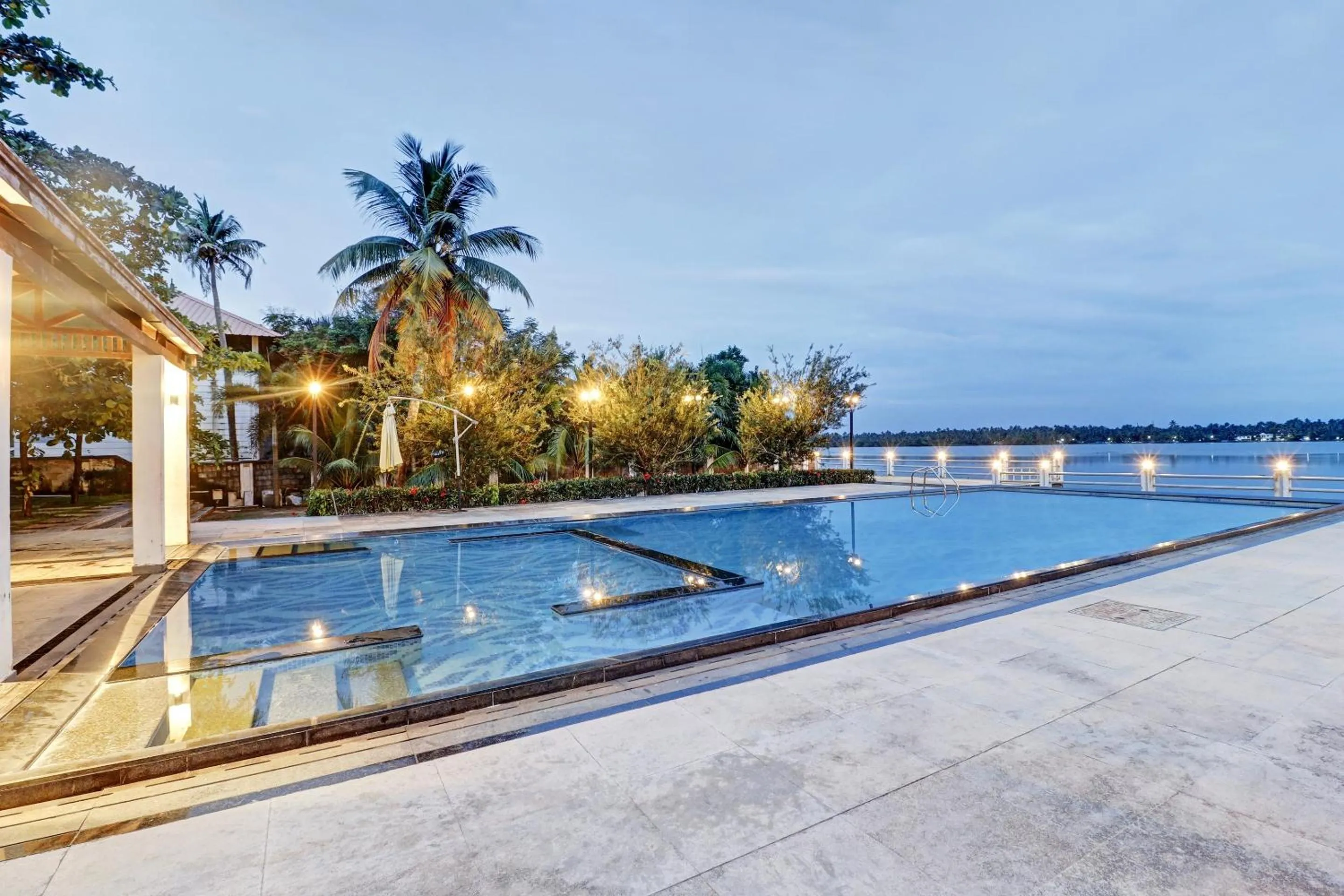 Lobby or reception in Super OAK Edassery's Sealine Villa Stay