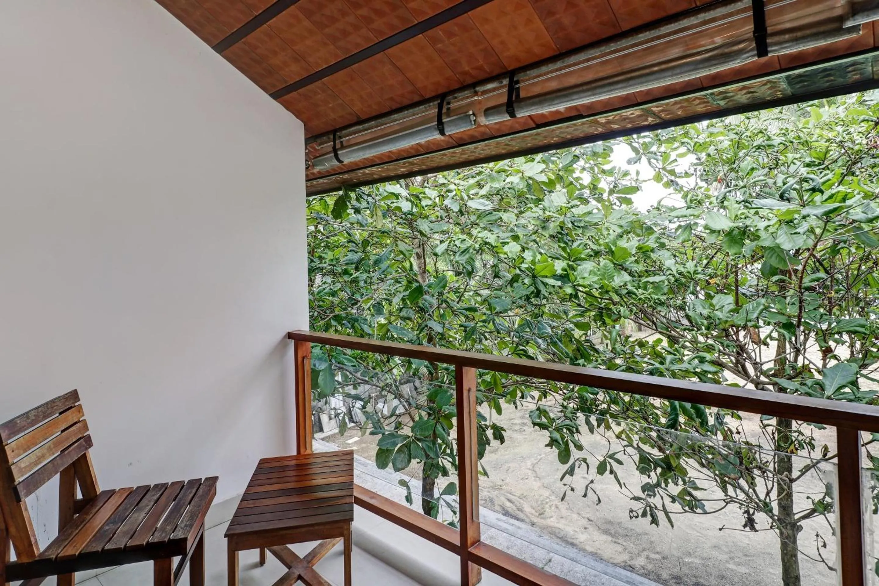 Facade/entrance in Super OAK Edassery's Sealine Villa Stay