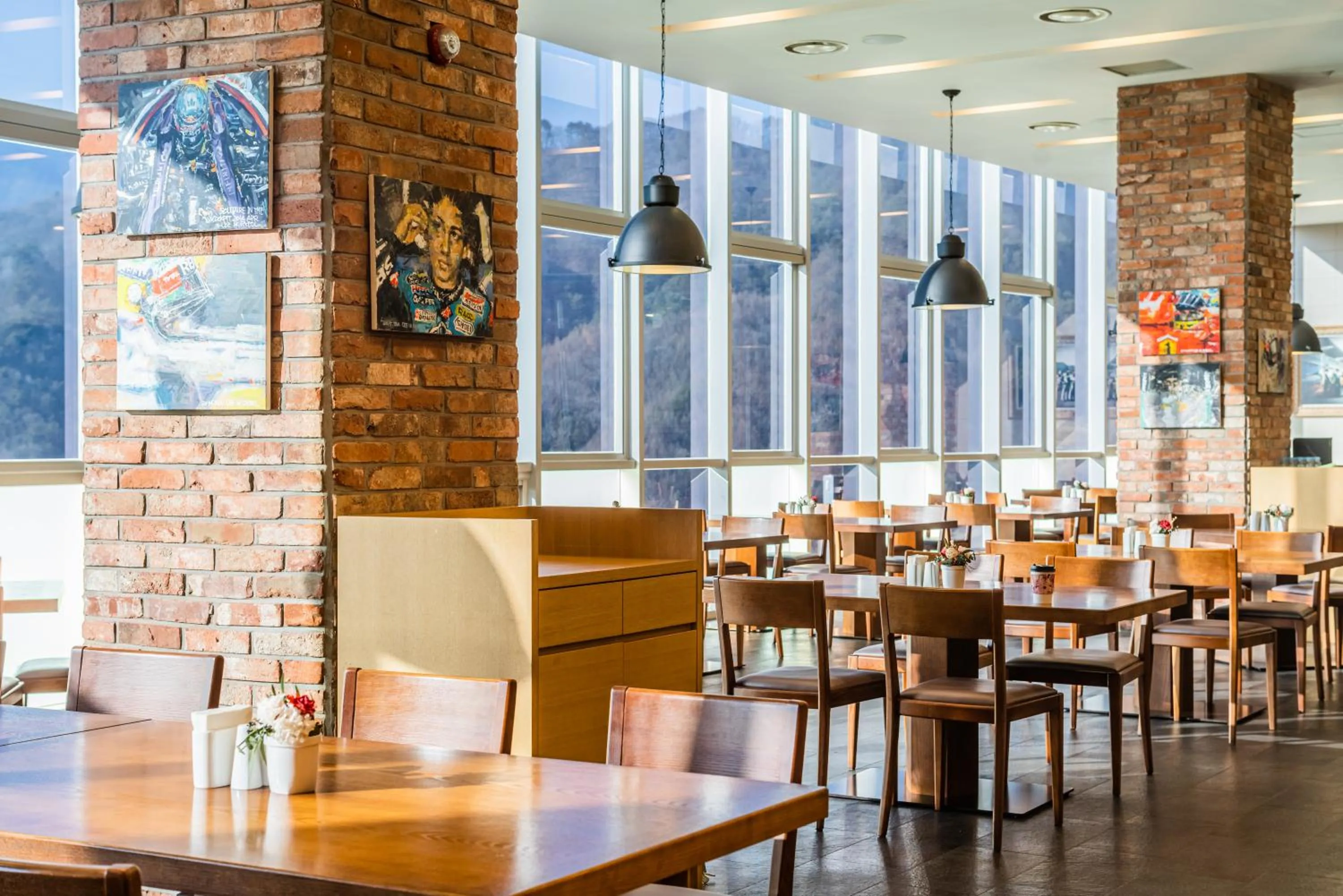 Restaurant/places to eat in Take Hotel & Resort Inje Speedium