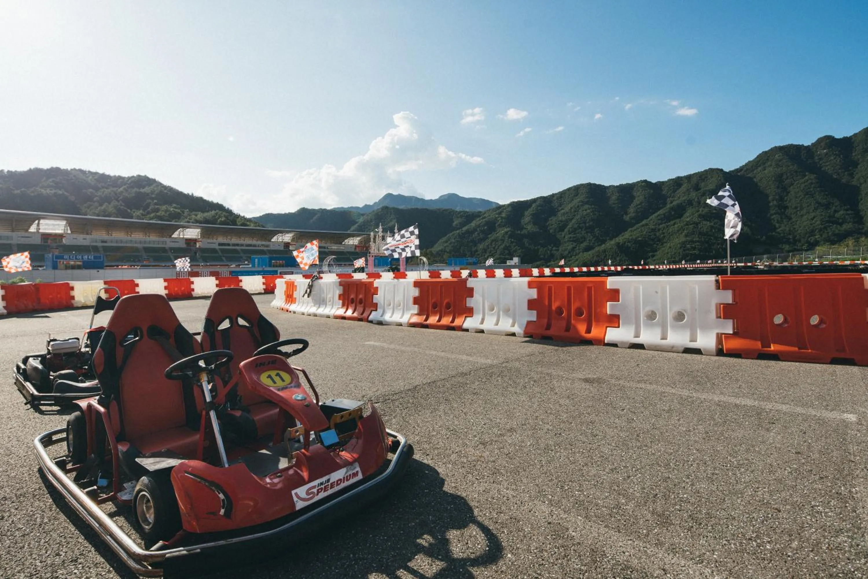 Entertainment in Take Hotel & Resort Inje Speedium