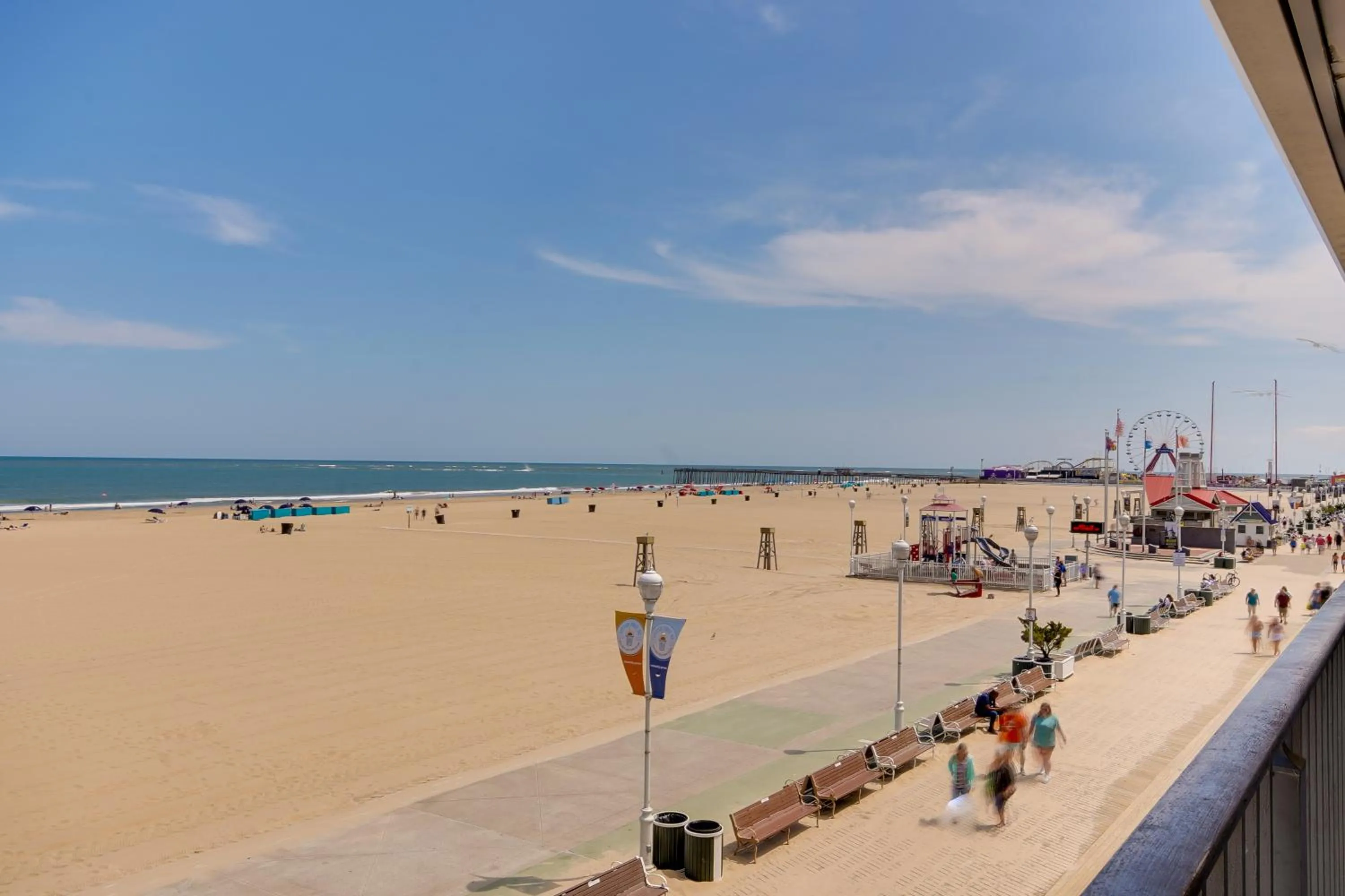 Day in Rideau Oceanfront Motel