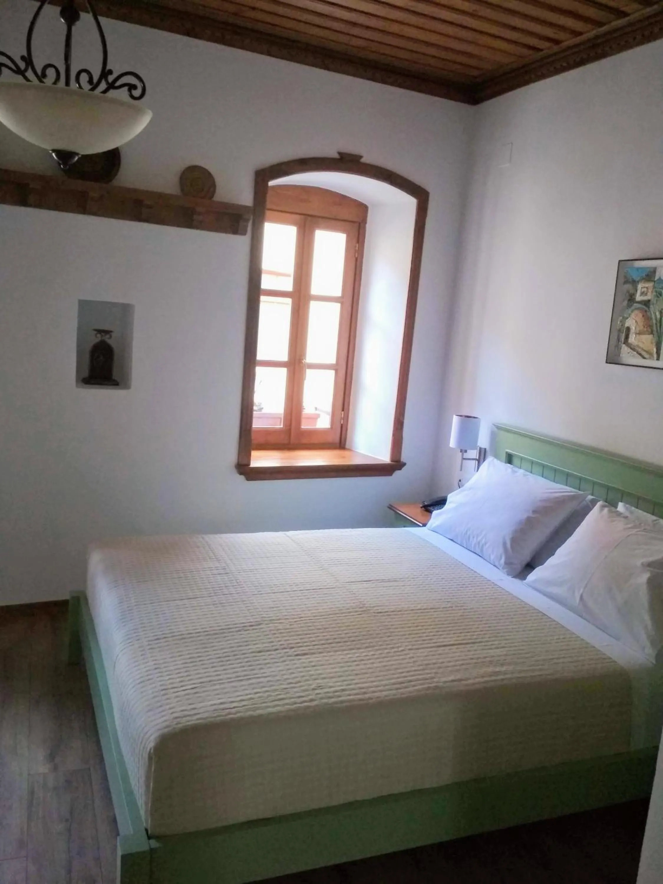 Bed in Argjiro Traditional