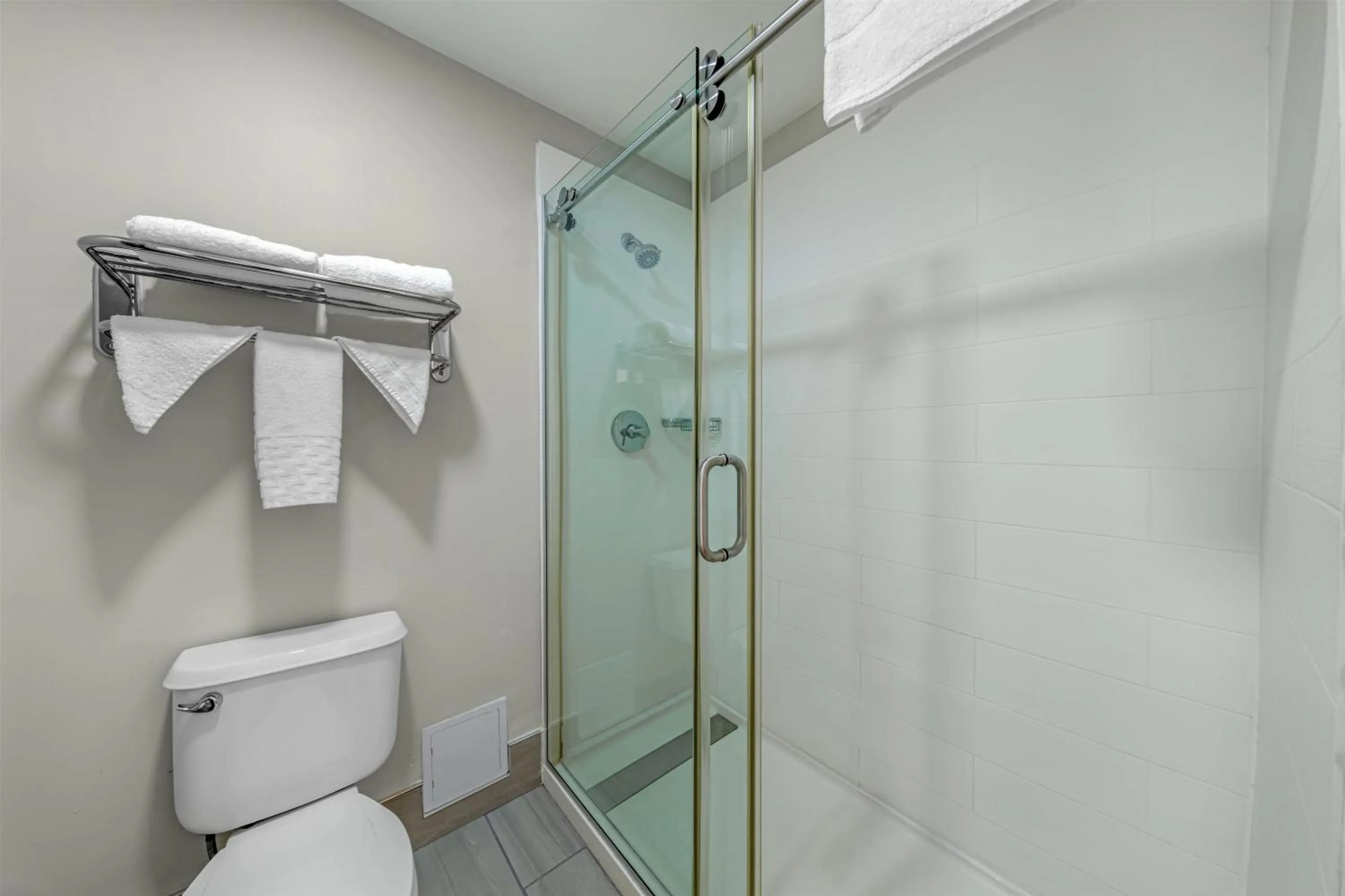 Bathroom in Best Western of Clewiston